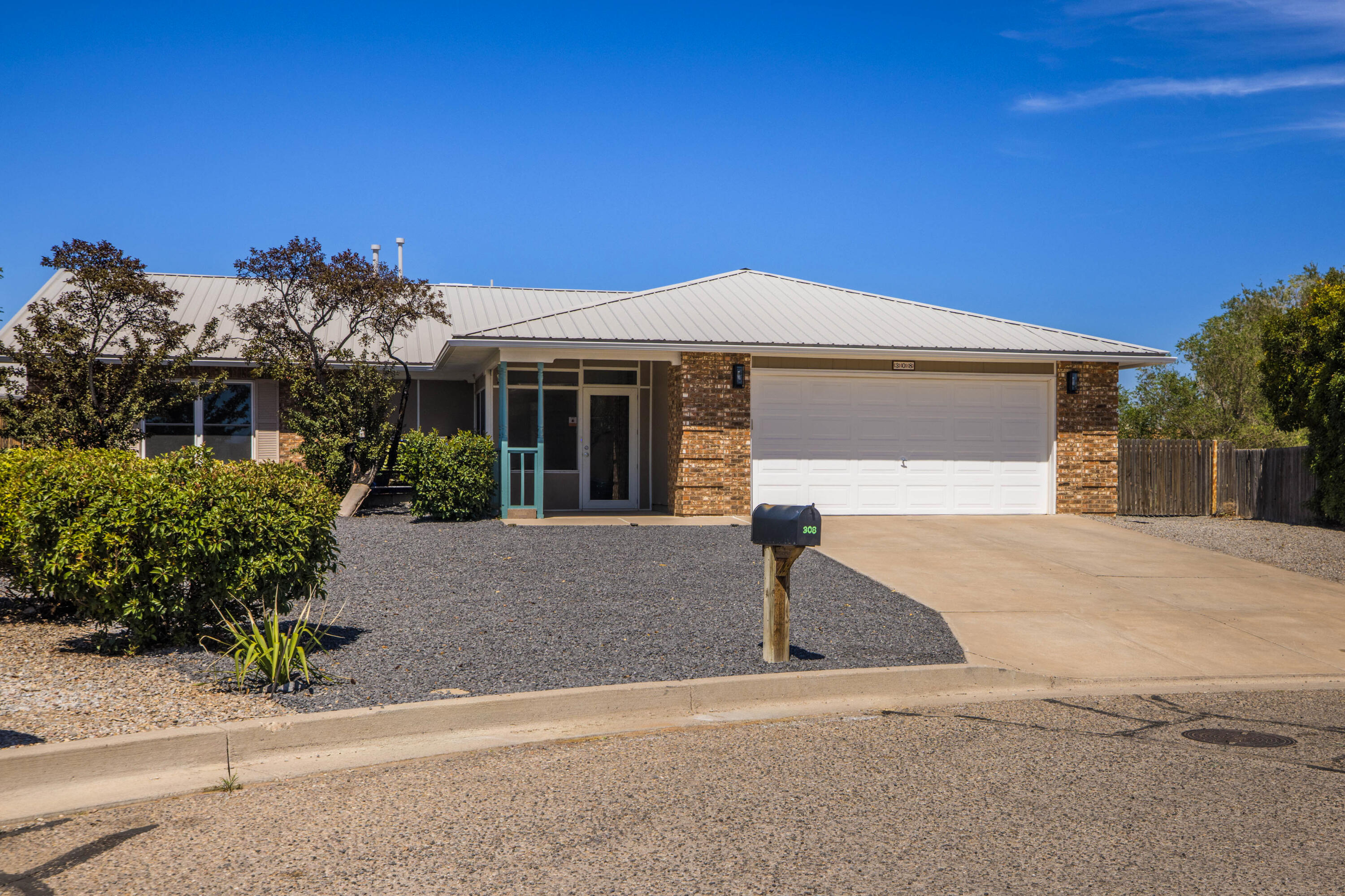 308 Prestige Way NE, Rio Rancho, NM 87124