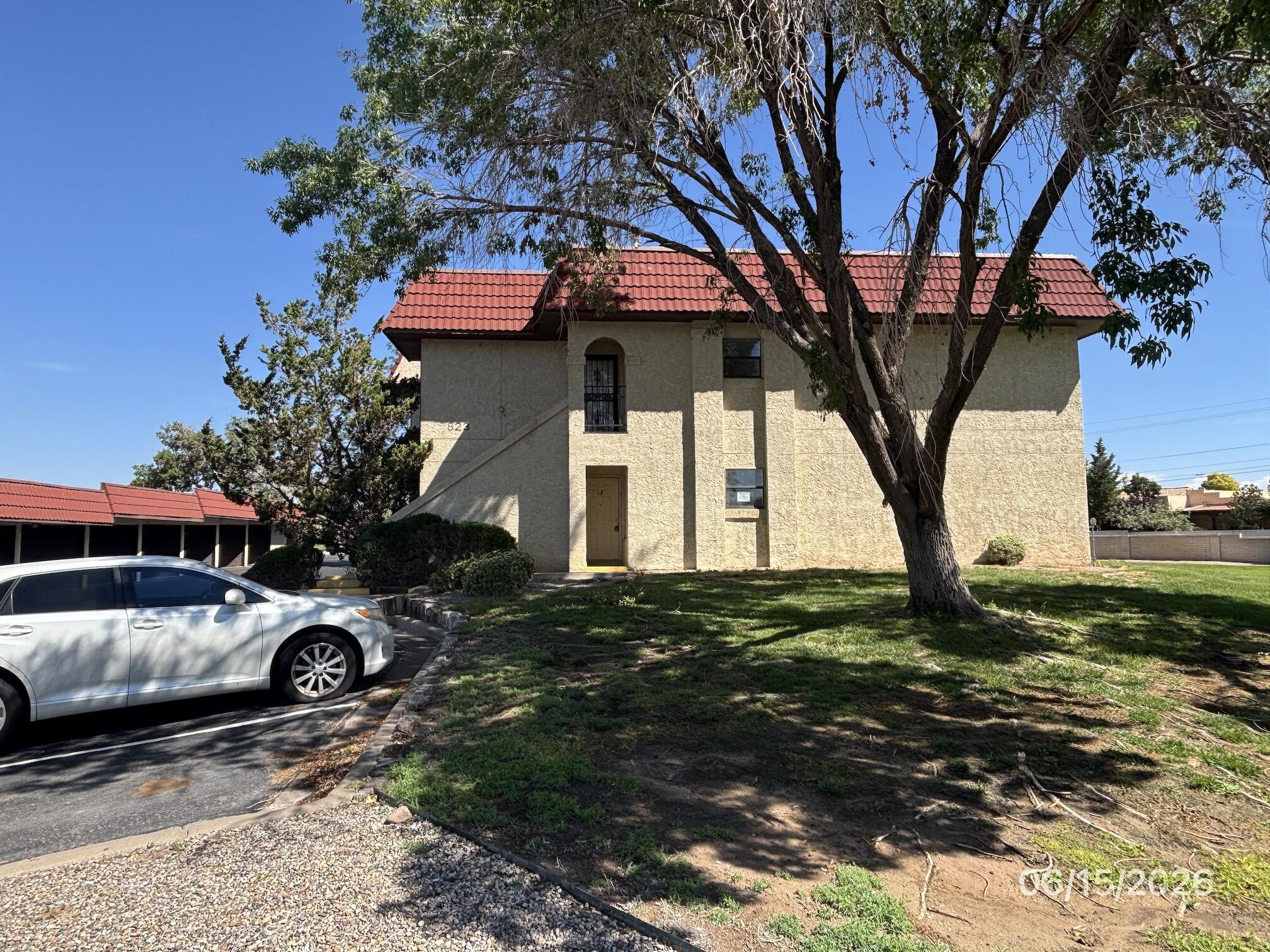 823 Country Club Drive SE Apt 1E — photo