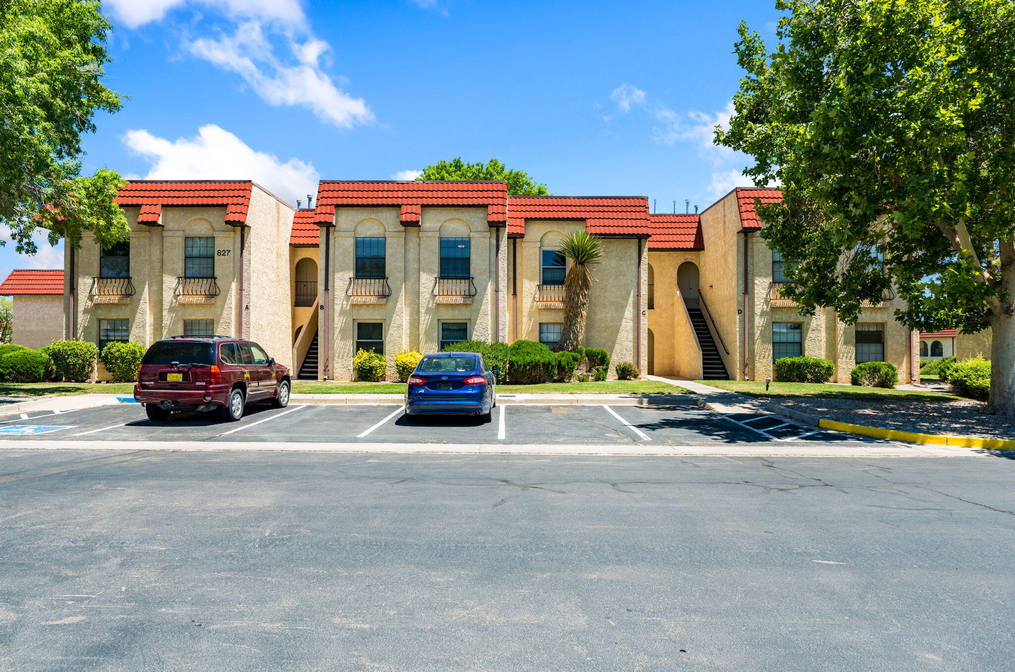 827 Country Club Drive SE APT 2B, Rio Rancho, NM 87124 — photo 2