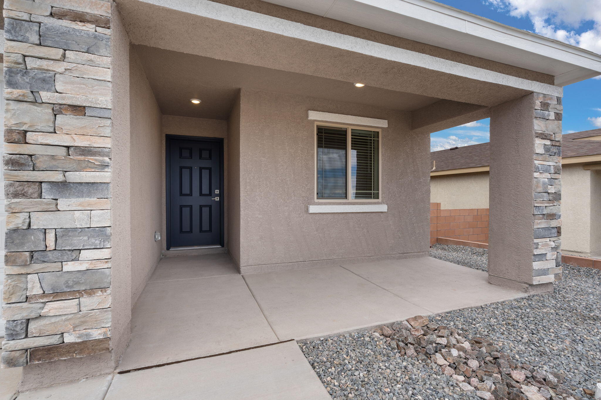 1512 Rawhide Loop NE — photo