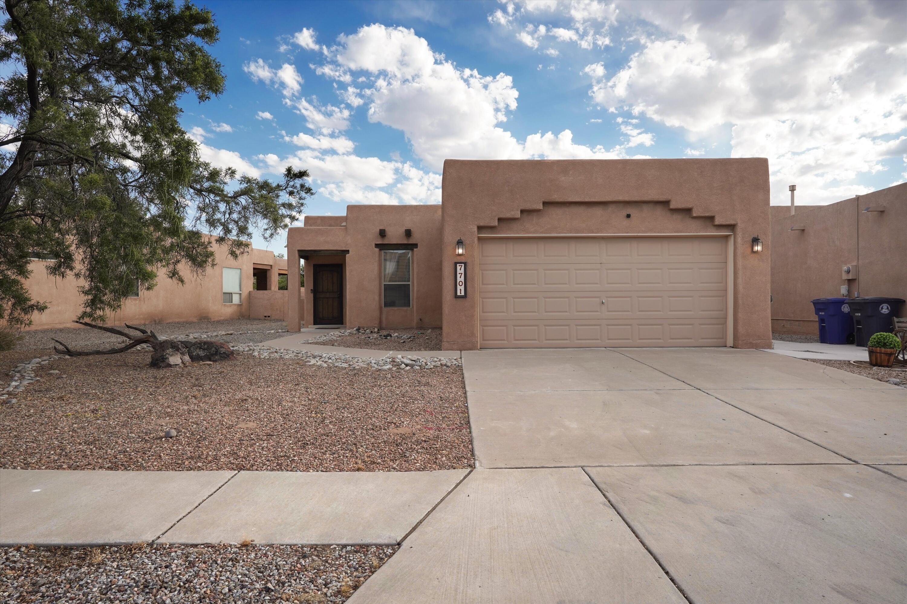 7701 Calle Meseta NE — photo