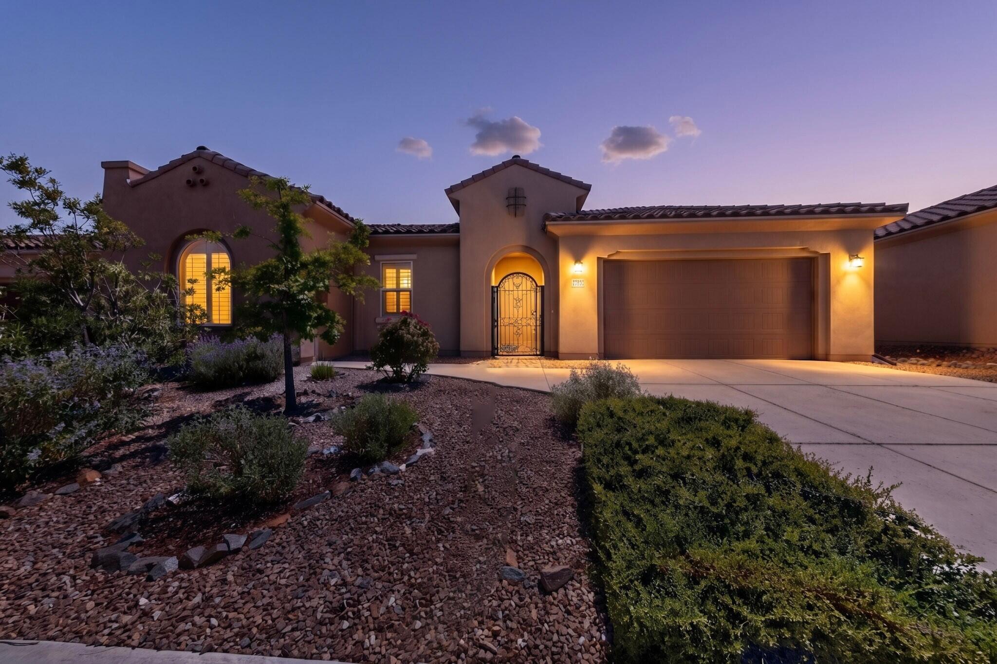 4707 Lluvia Encantada — photo