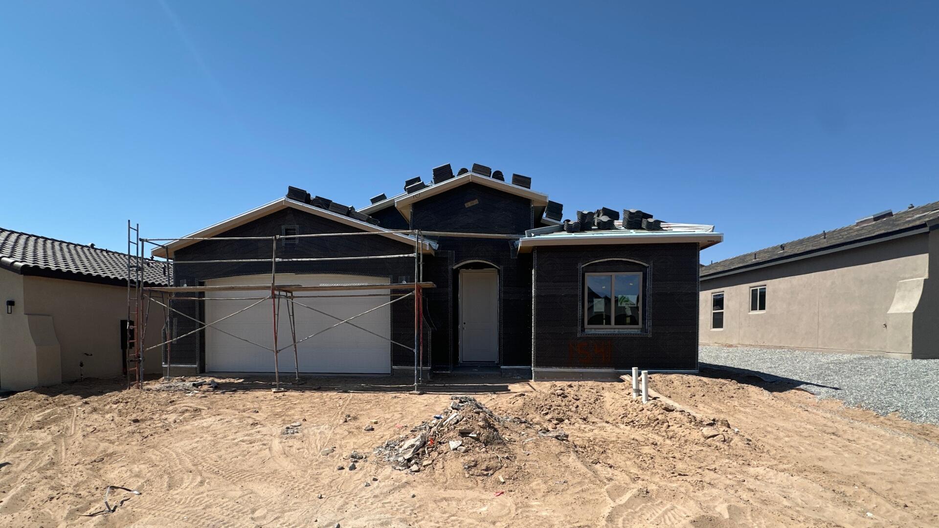 1541 Valle De Colores Street NW — photo