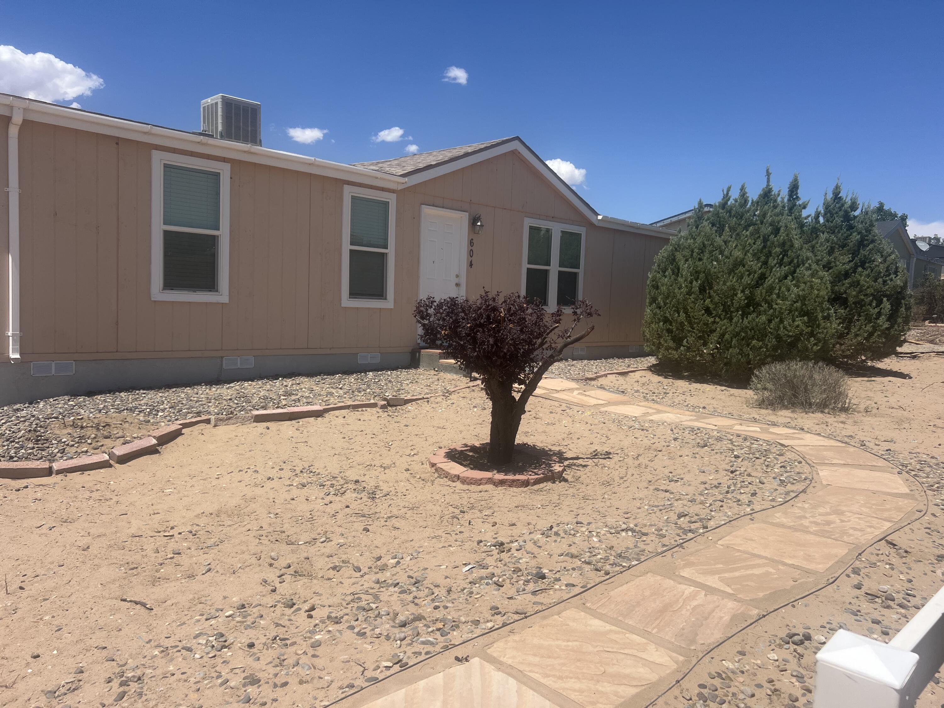 604 Idalia Road SW, Rio Rancho, NM 87124 — photo 2