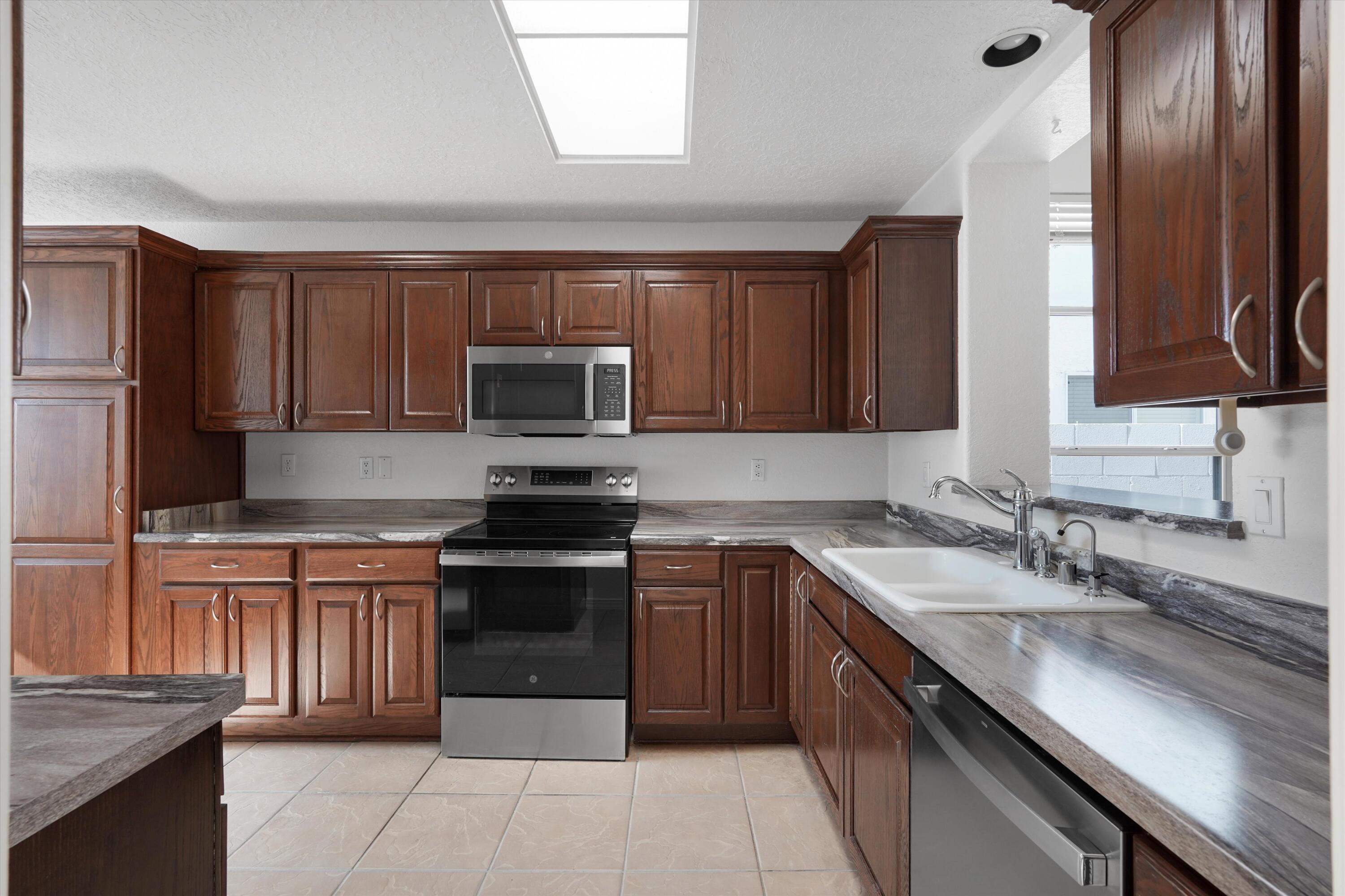 623 Hermit Falls Drive SE, Rio Rancho, NM 87124 — photo 2