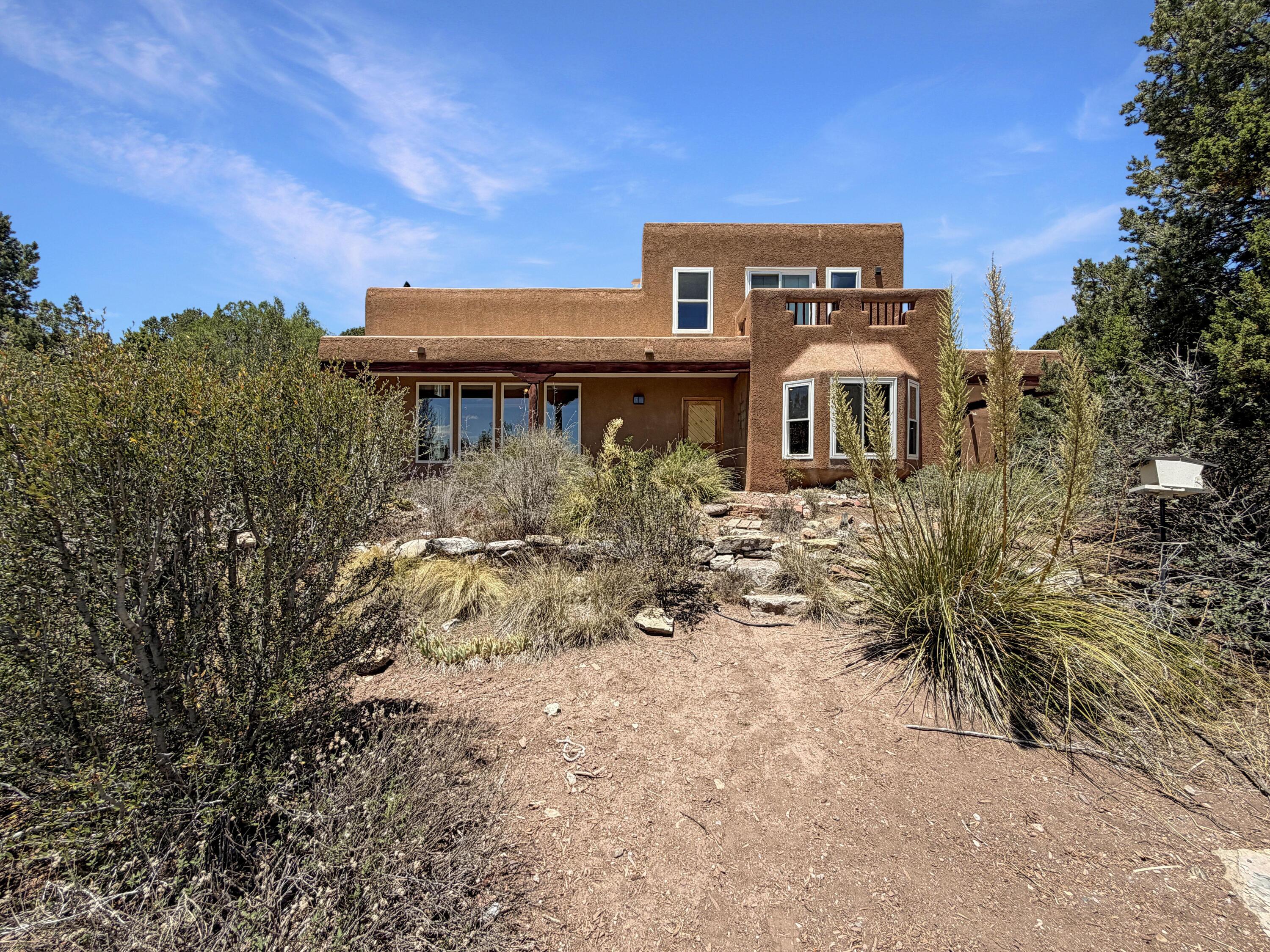 16 Erin Lane — photo