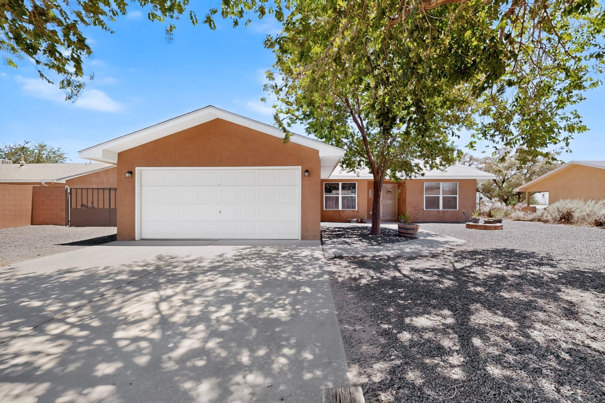 608 Mohawk Street SW, Rio Rancho, NM 87124 — photo 2