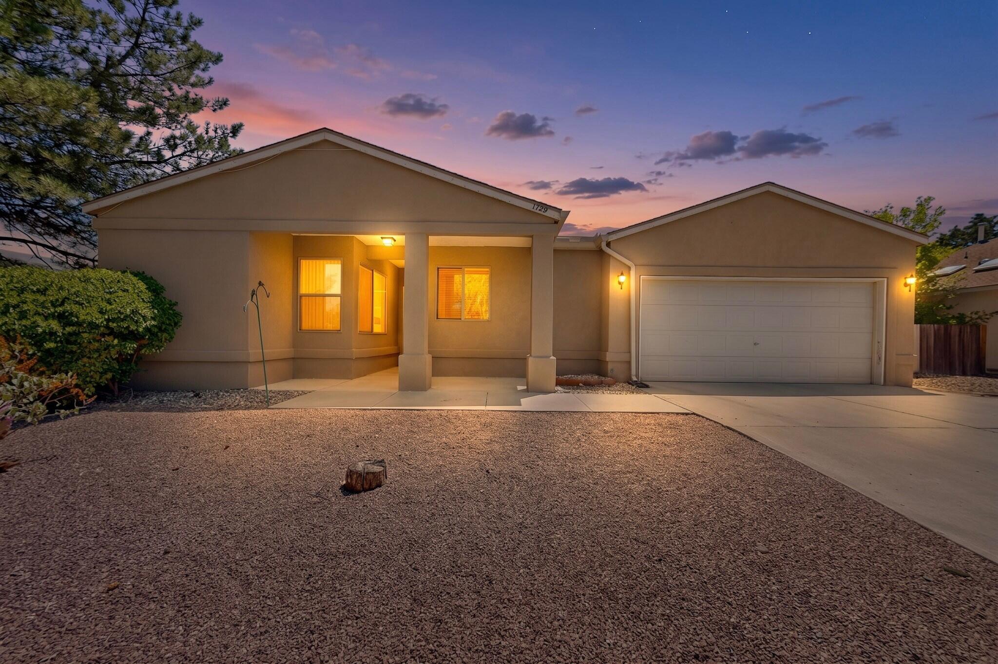 1729 Strawberry Drive NE, Rio Rancho, NM 87144