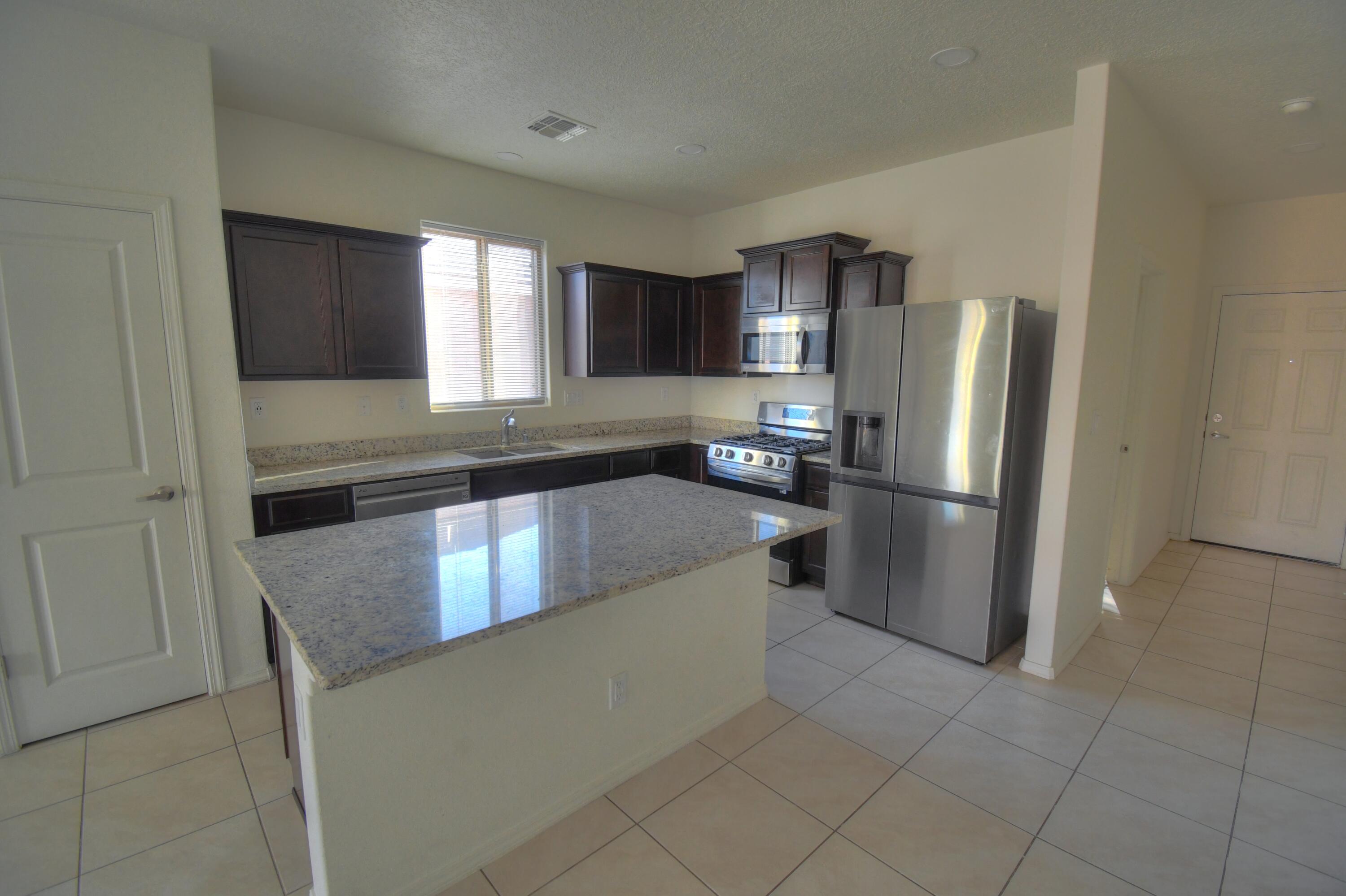 6244 Harrier Hawk Drive NE, Rio Rancho, NM 87144 — photo 2