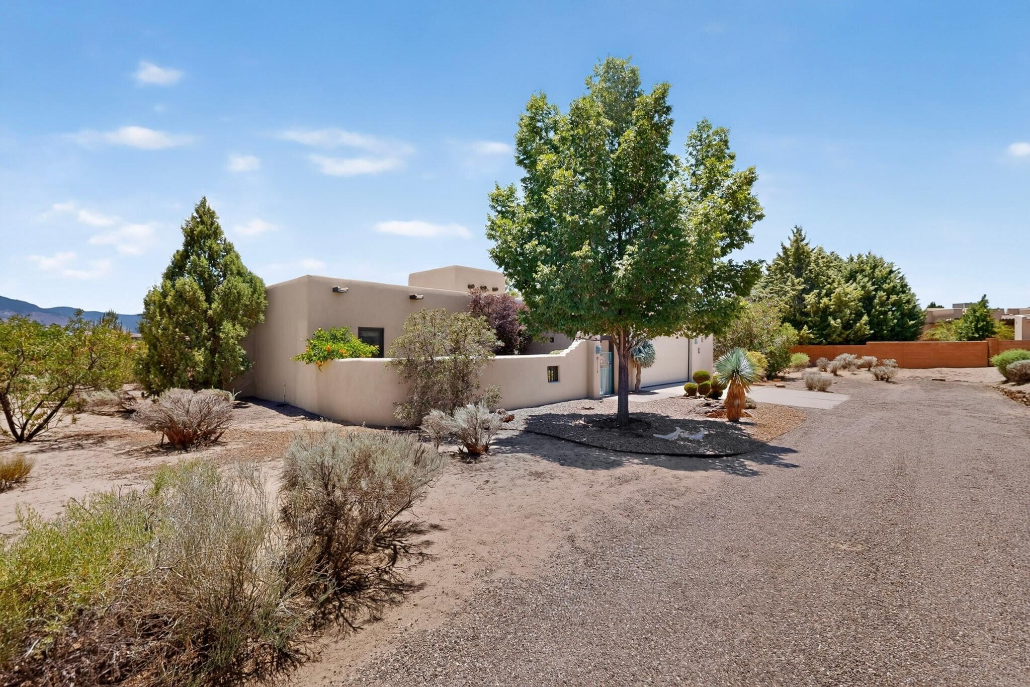 5716 Rio Mimbres Road NE, Rio Rancho, NM 87144 — photo 2