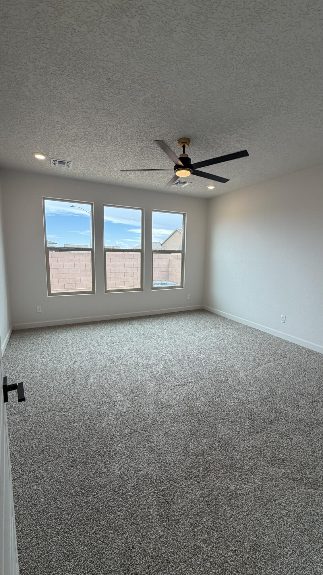 2452 Marble Avenue NE, Rio Rancho, NM 87144 — photo 3