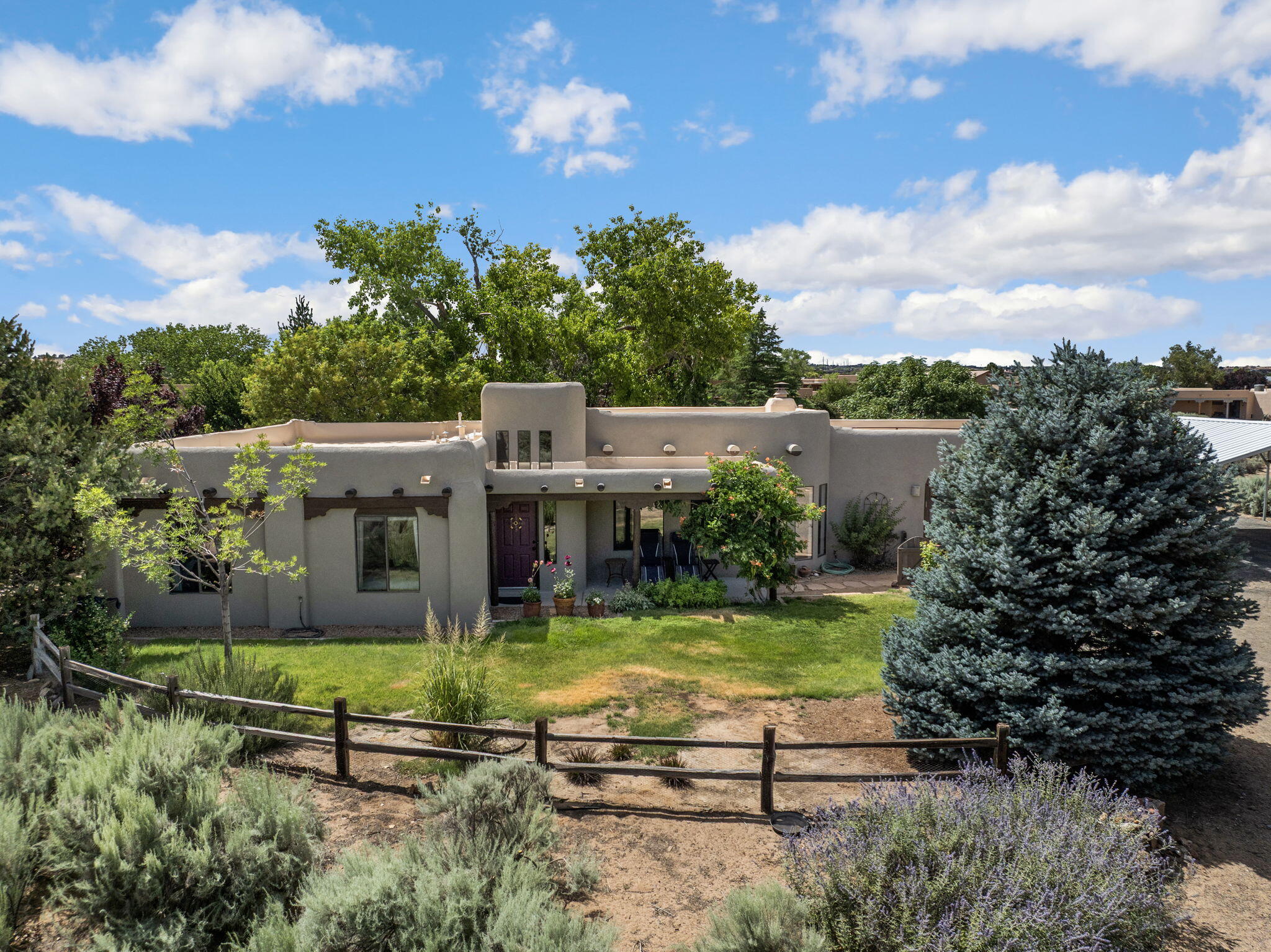 100 Sherlock Court — photo