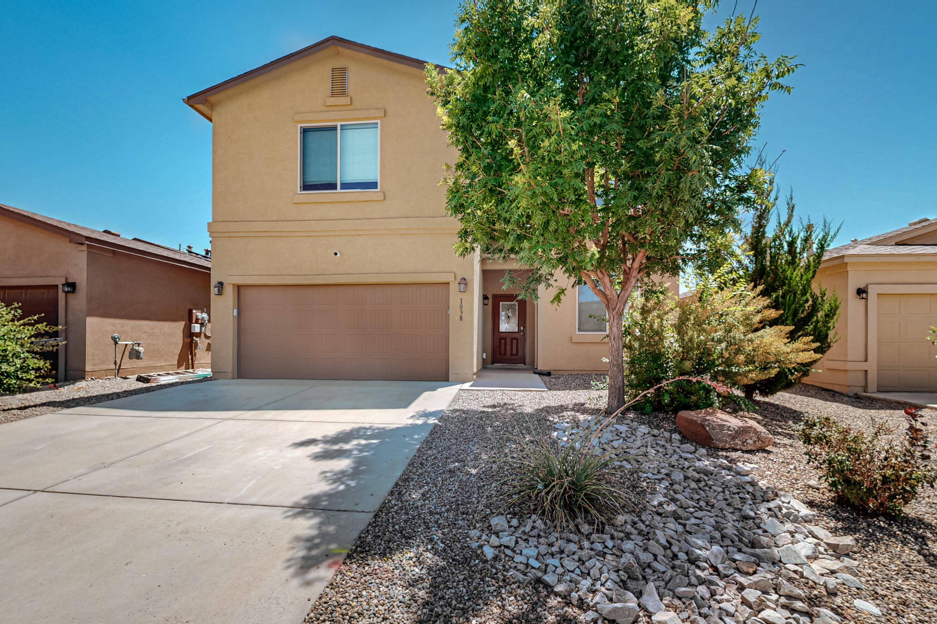 1038 Desert Sunflower Drive NE, Rio Rancho, NM 87144