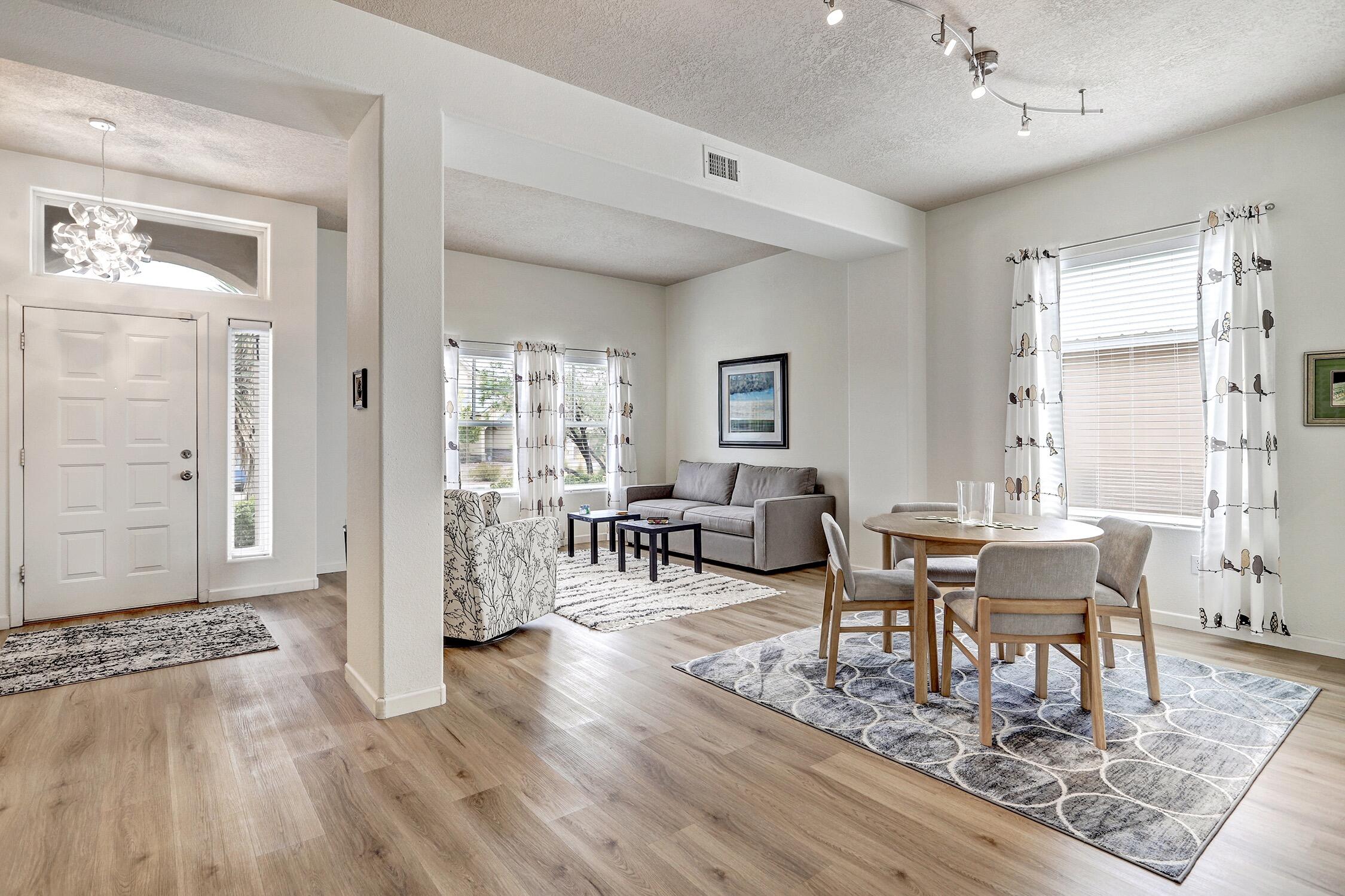 556 Minturn Court NE, Rio Rancho, NM 87124 — photo 2