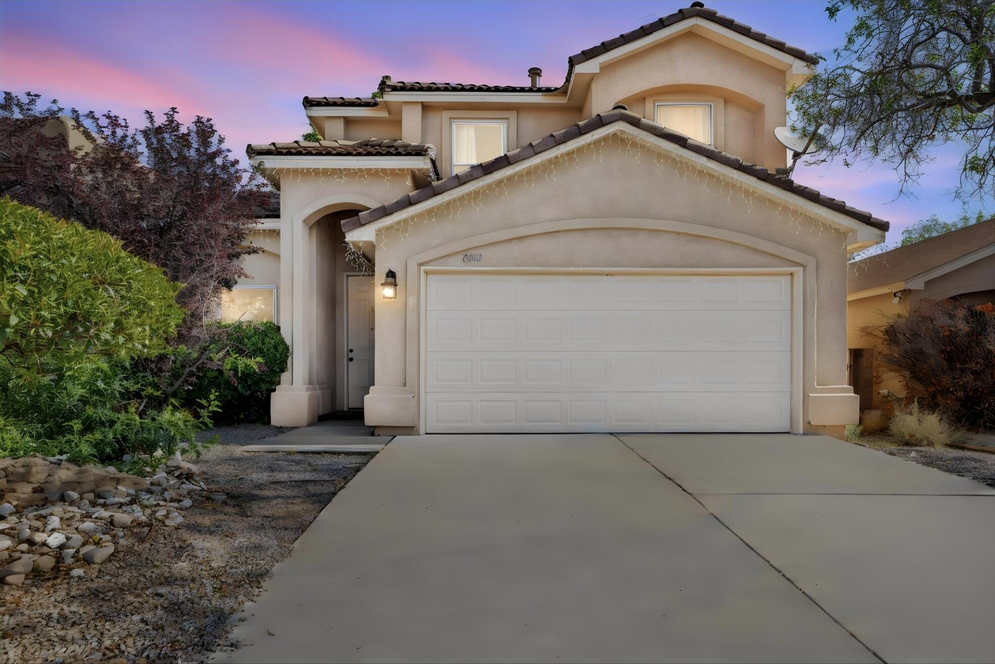 6709 Black Volcano Road NW — photo