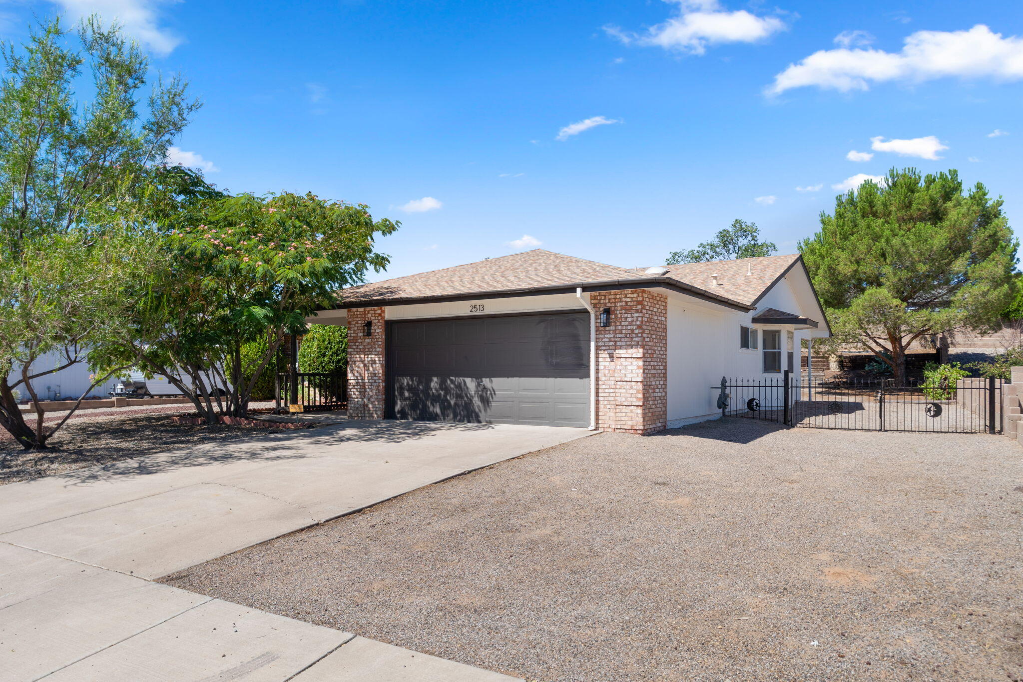 2513 Twin Buttes Drive NE — photo