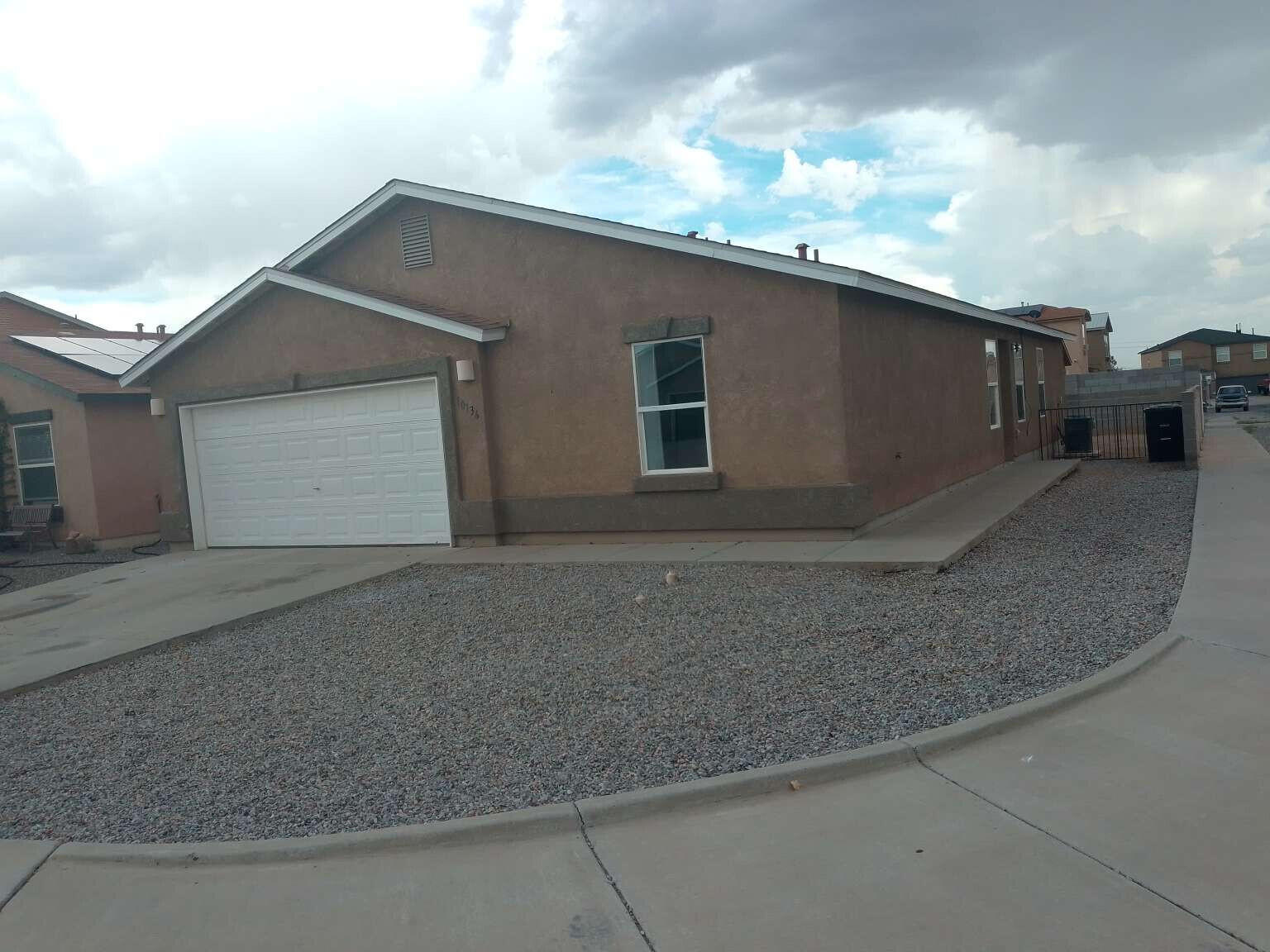 10136 High Range Road SW — photo
