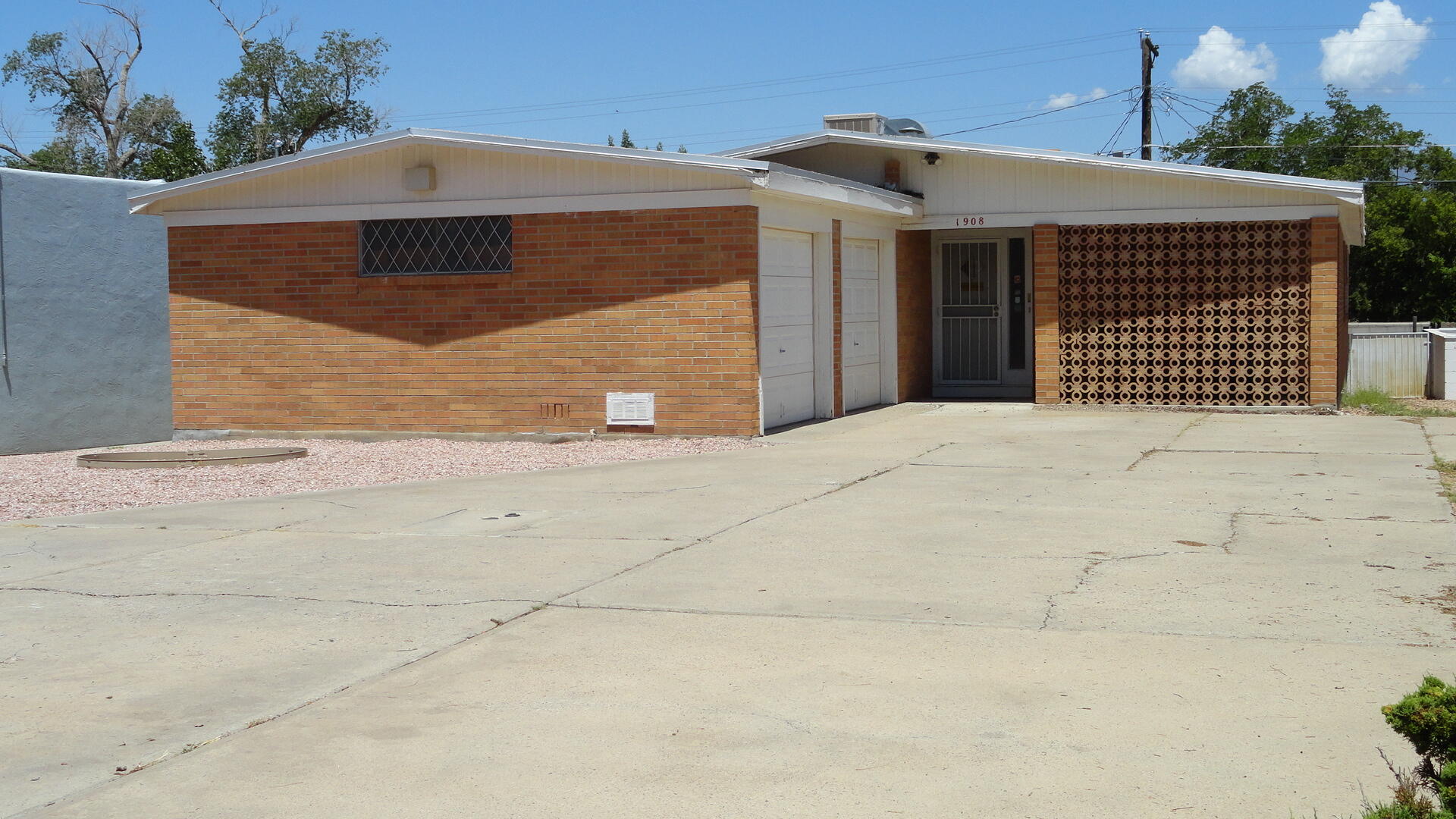 1908 ridgecrest dr se, ALBUQUERQUE NM 87108 — photo 2