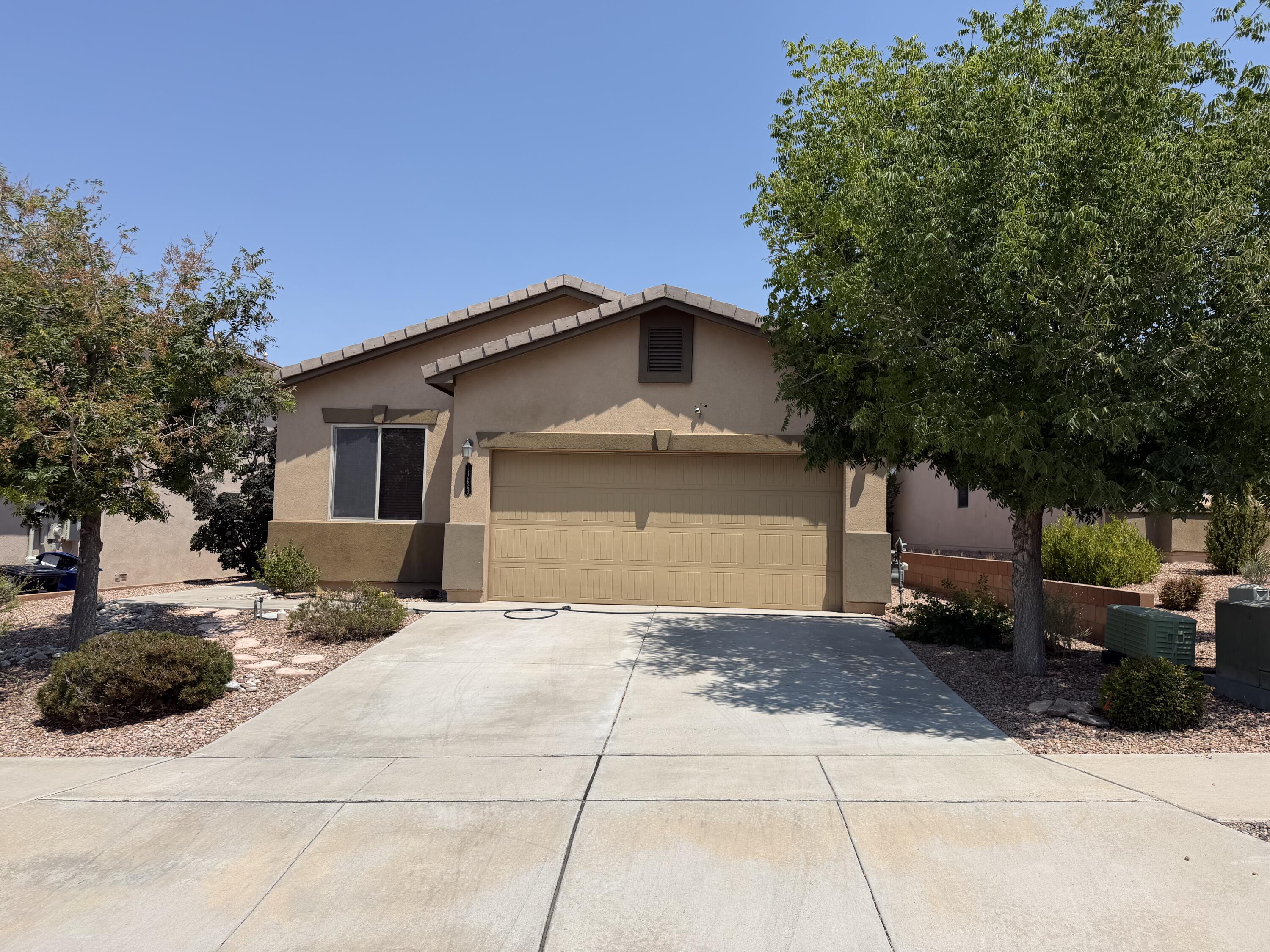 11823 Blue Ribbon Road SE — photo