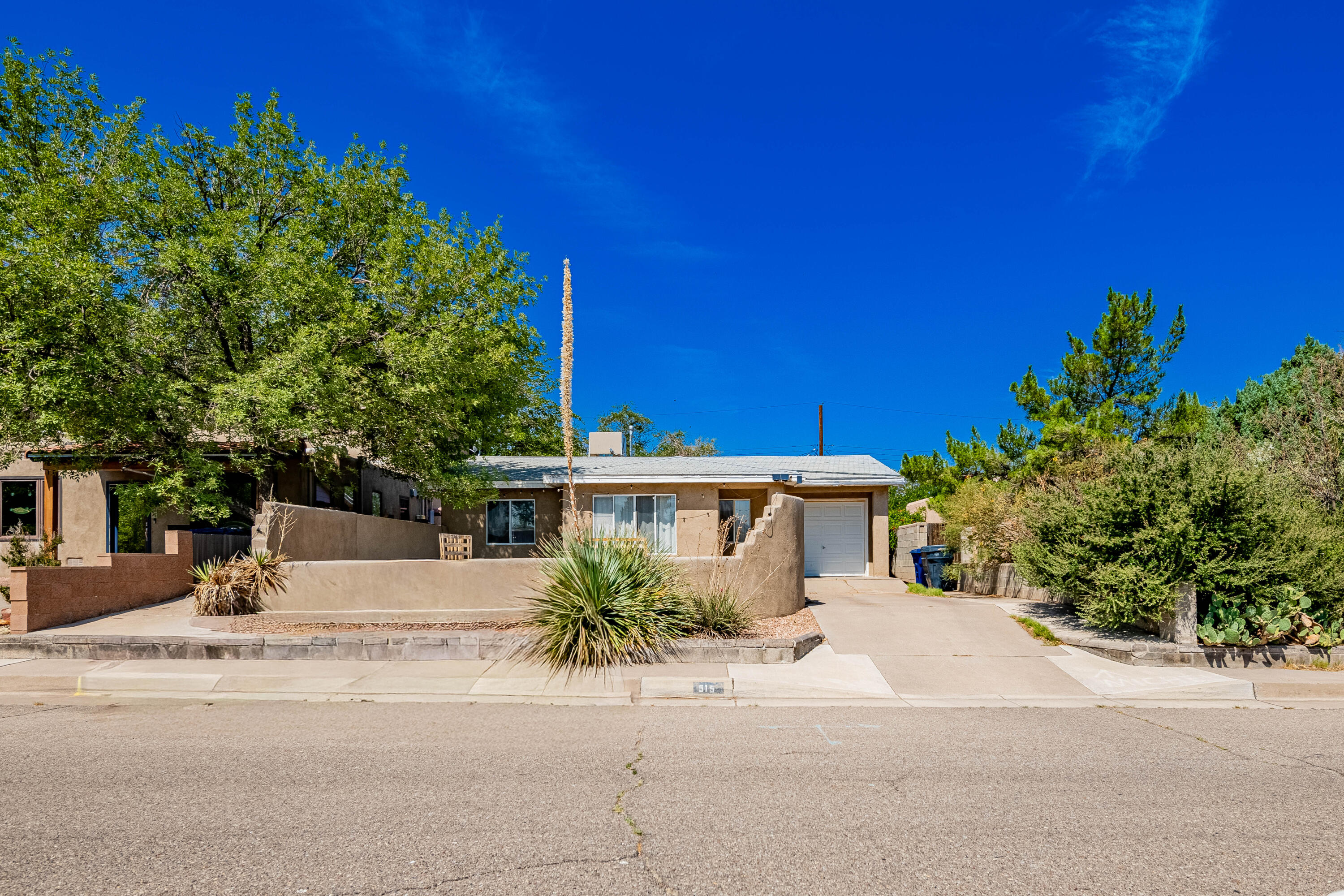 515 Graceland Drive SE — photo