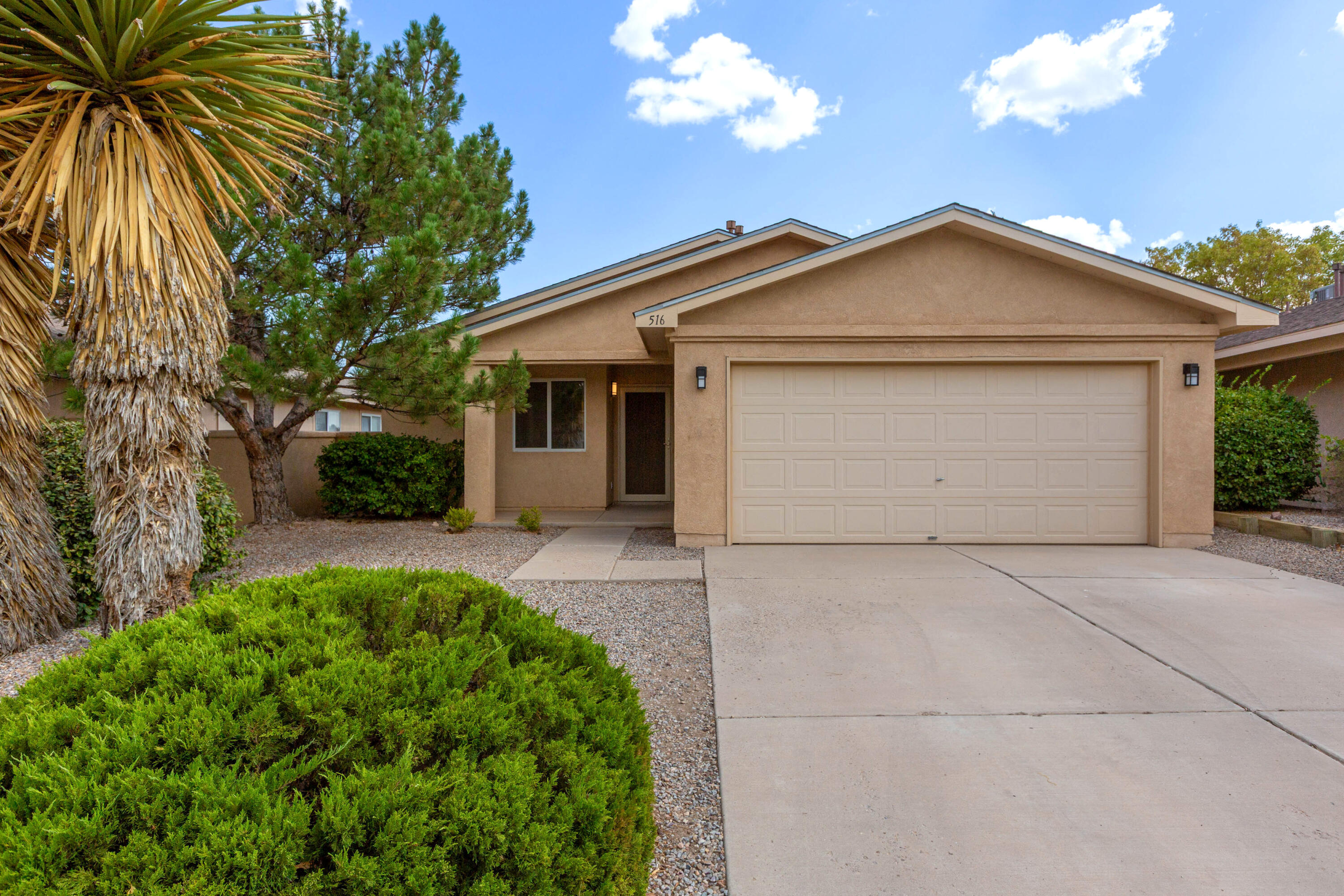 516 Medina Meadows Drive NE, Rio Rancho, NM 87144