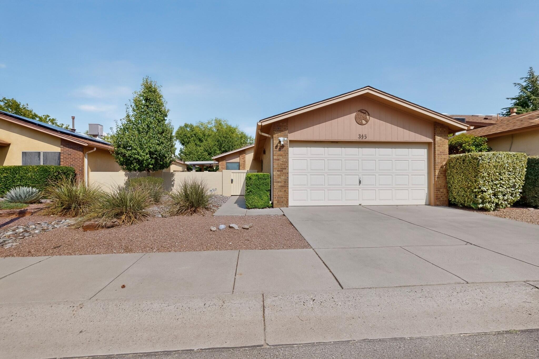 316 Palmer Park Drive NE — photo