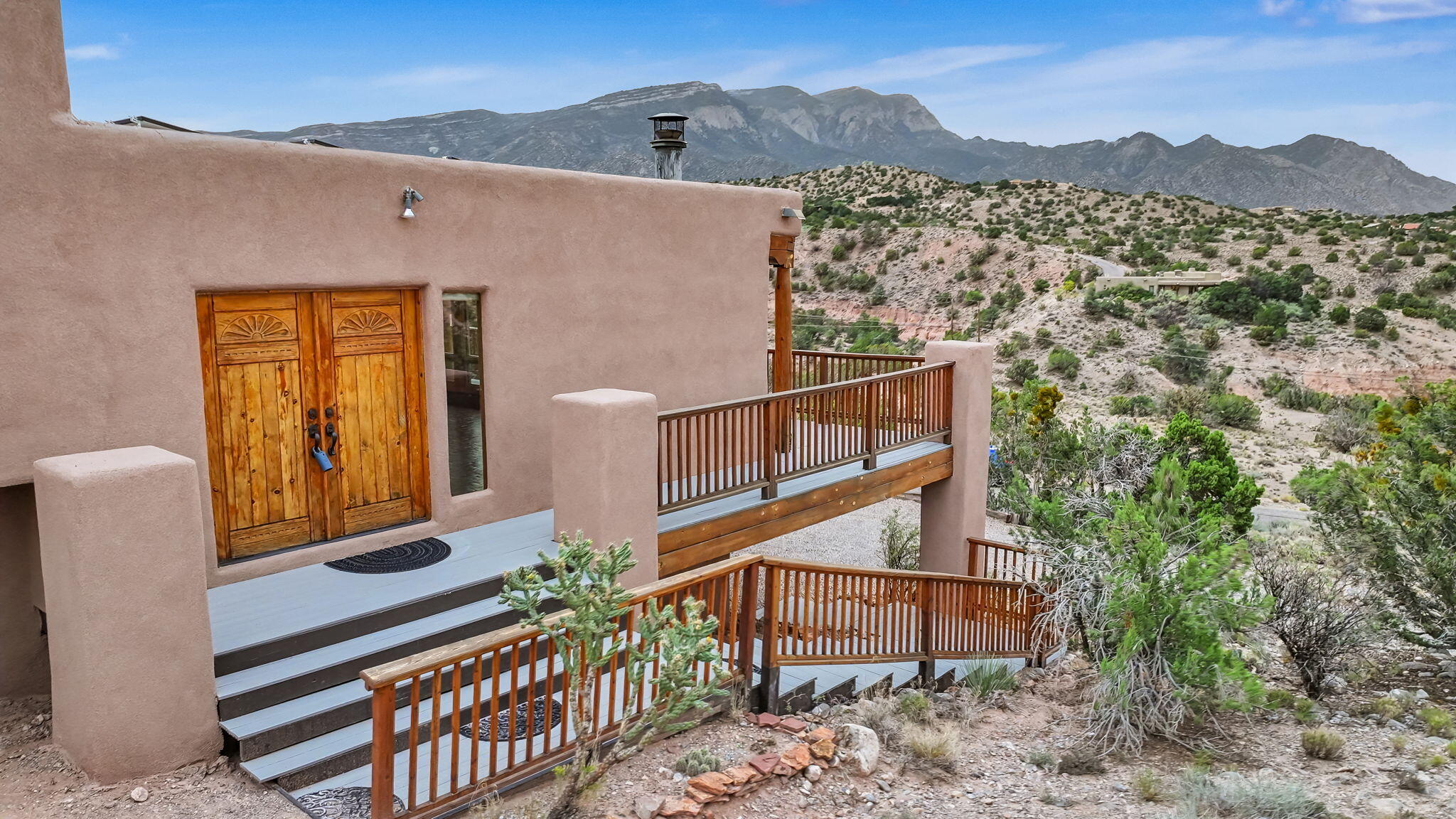 2 Cueva Canyon Road — photo
