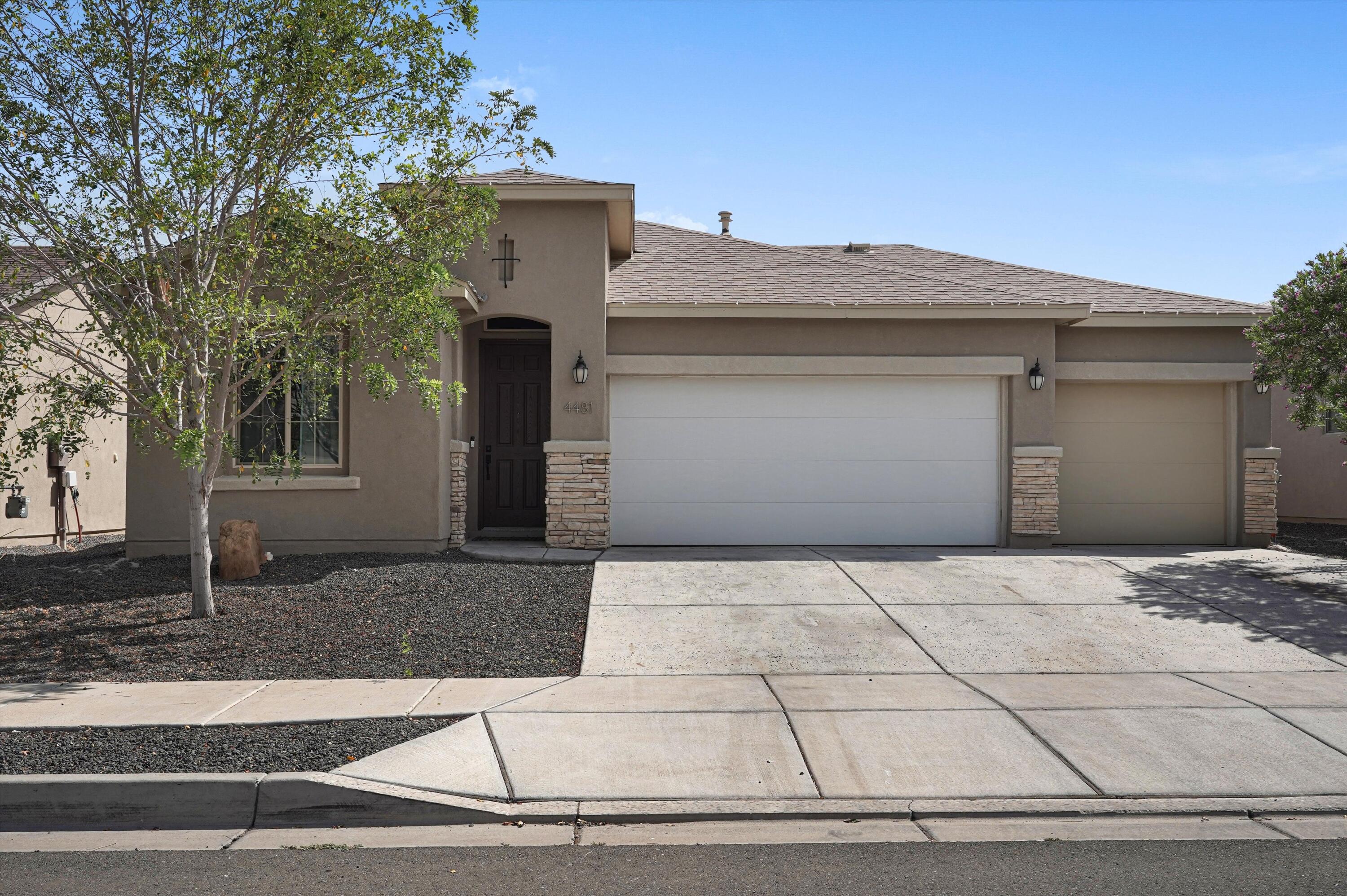 4481 Bald Eagle Loop NE — photo