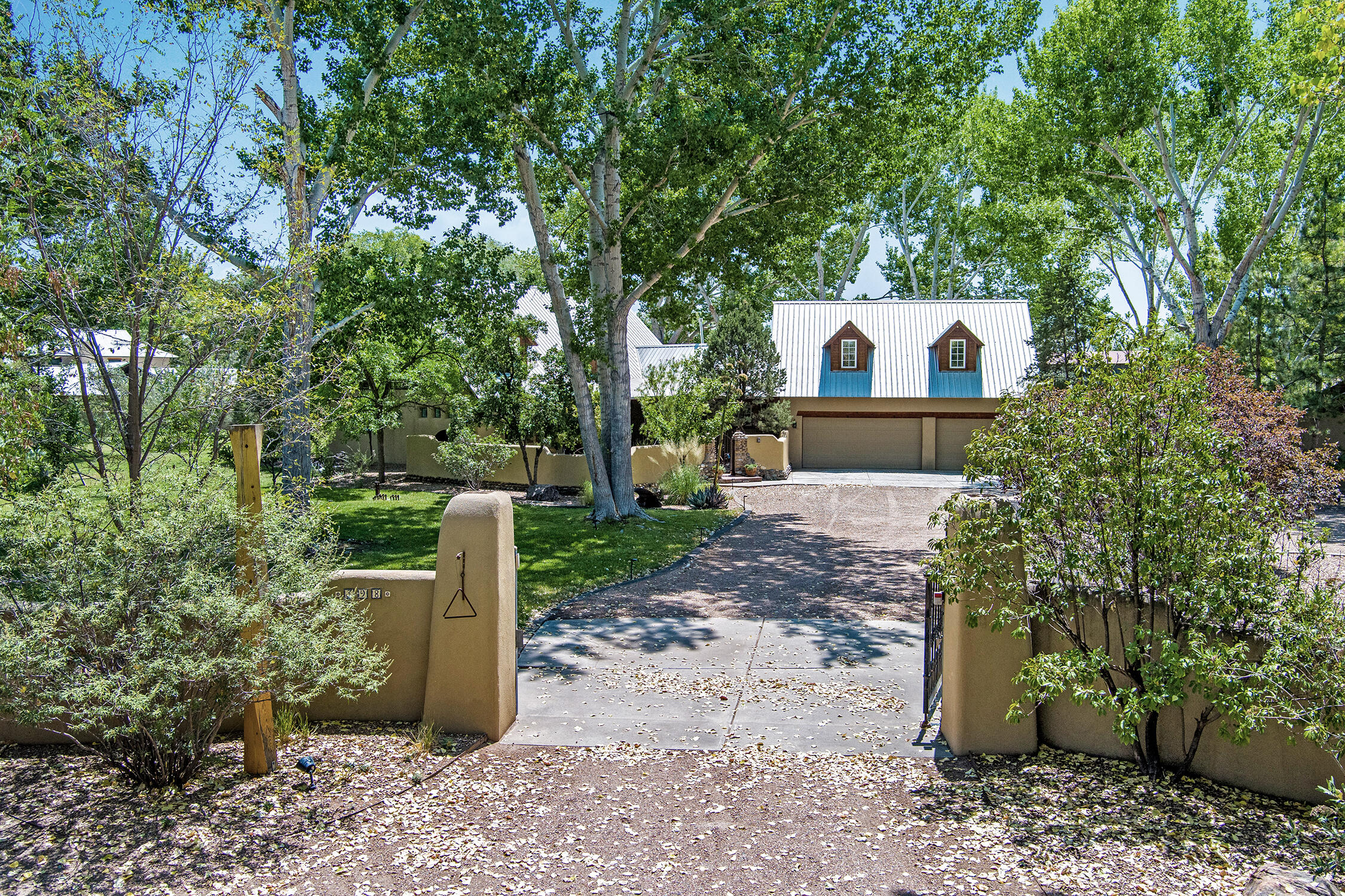 398 Price Lane — photo