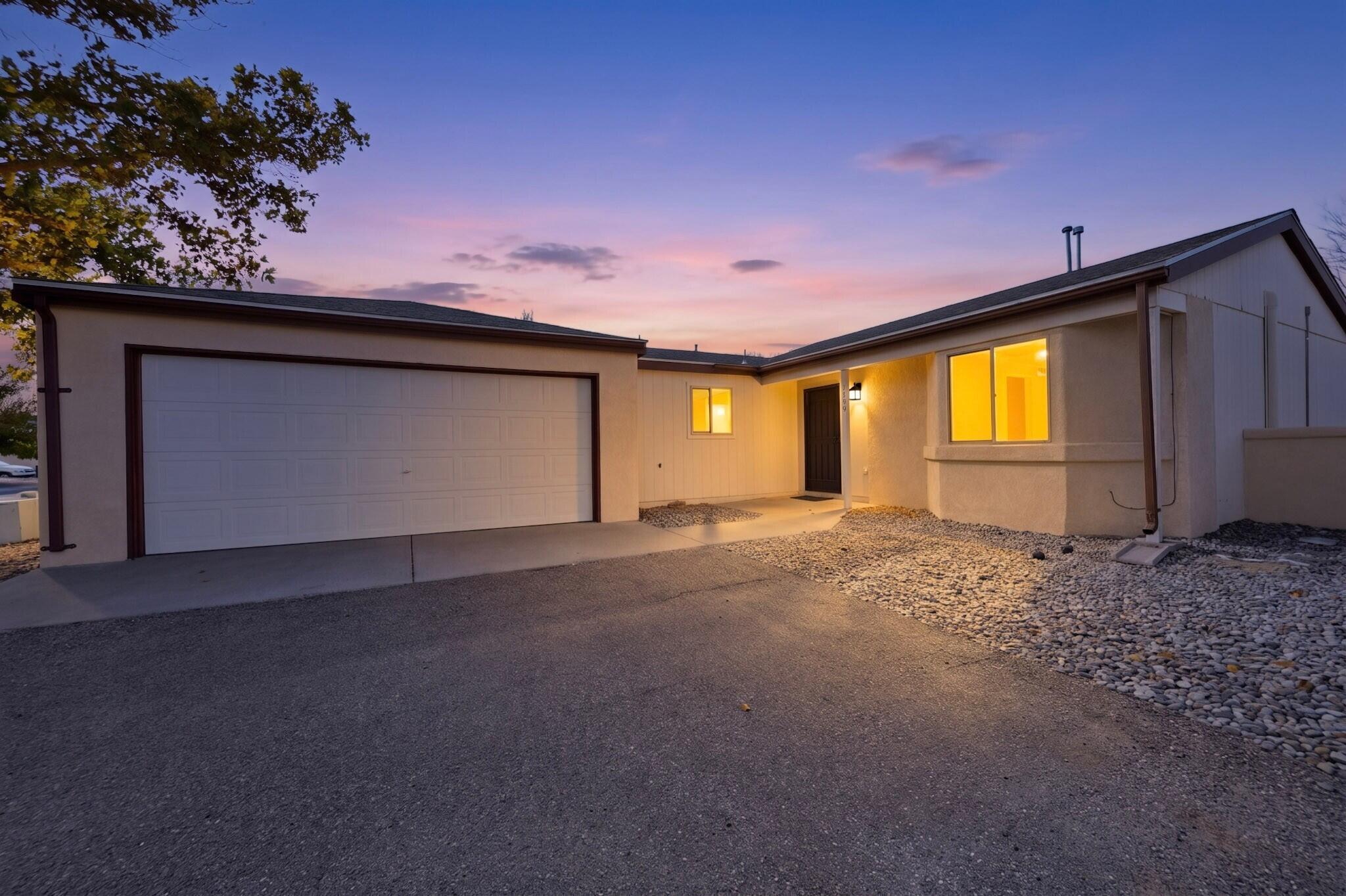 1801 Jeffrey Road NE, Rio Rancho, NM 87144