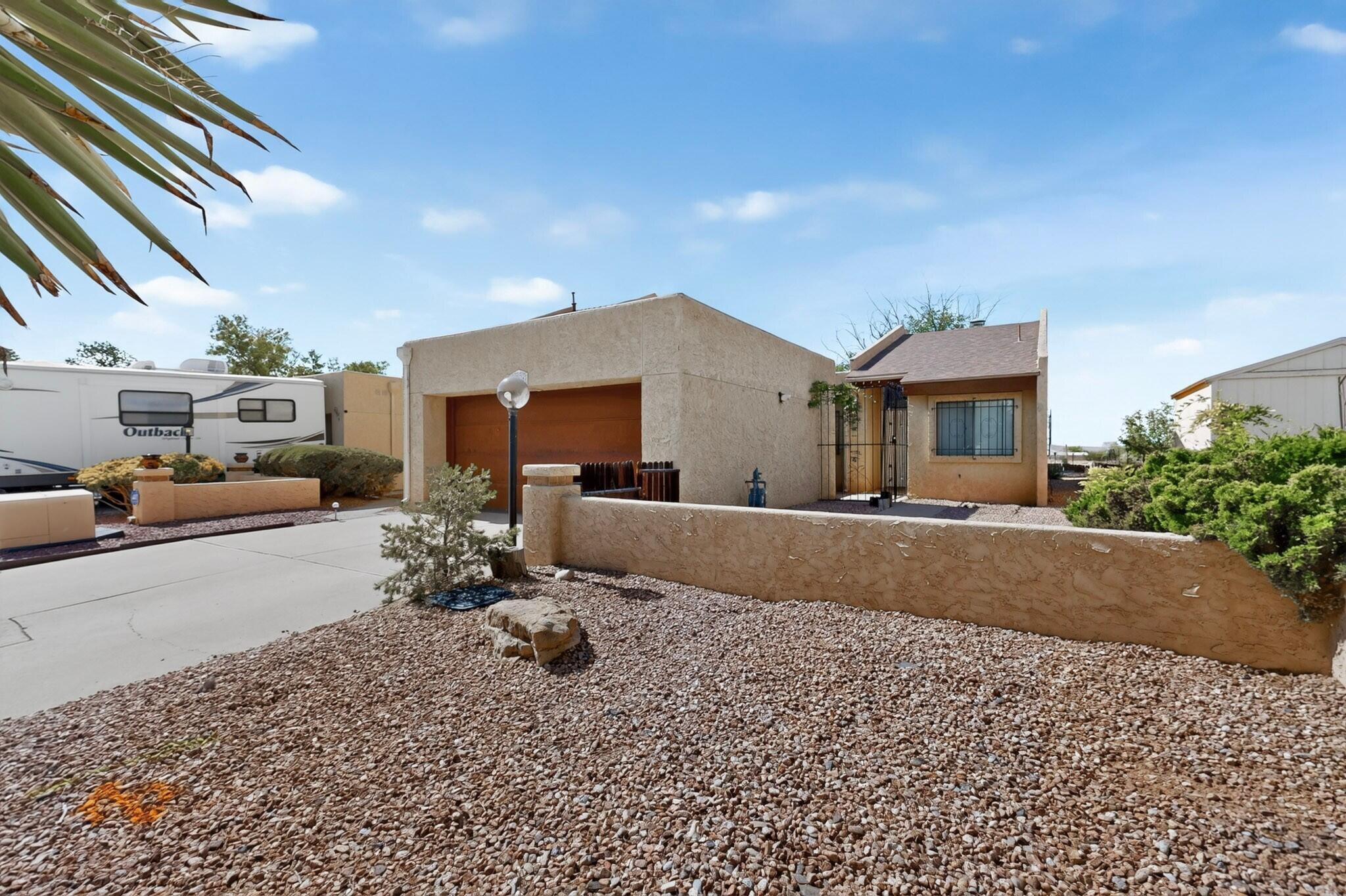 642 Lakeview Circle SE, Rio Rancho, NM 87124 — photo 3