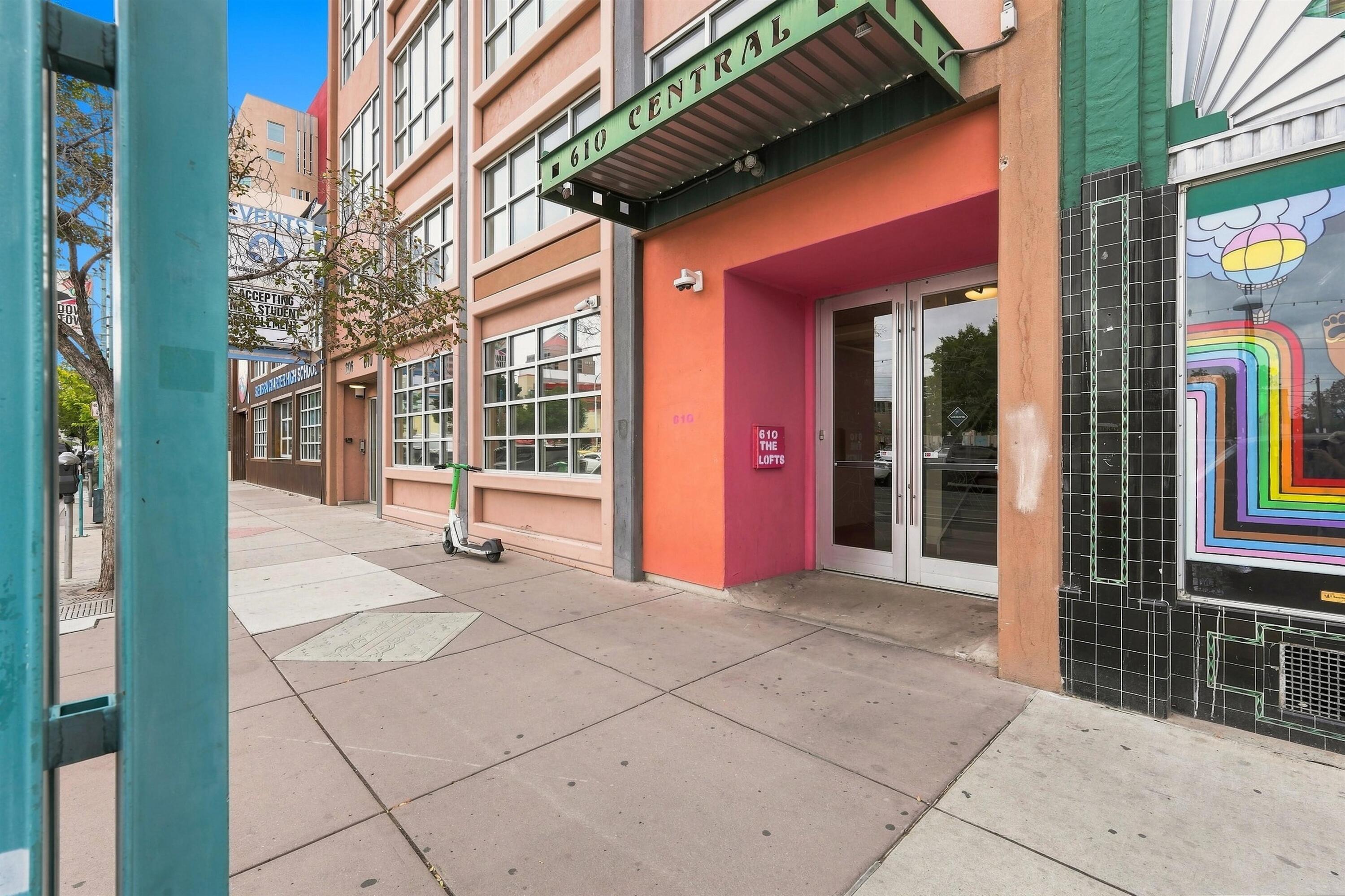 610 Central Avenue SW 4G — photo