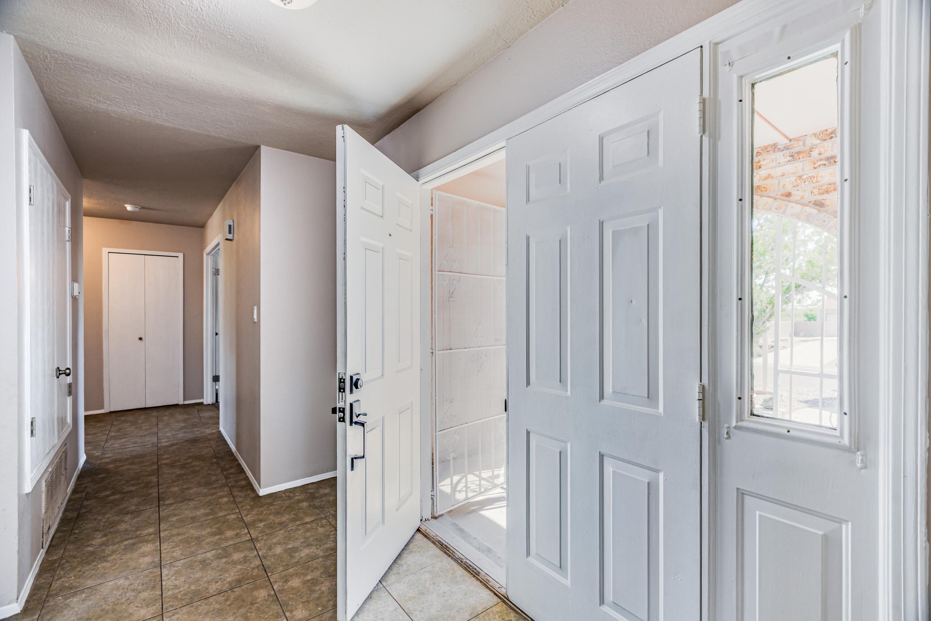 4701 Aquamarine Drive NE, Rio Rancho, NM 87124 — photo 2