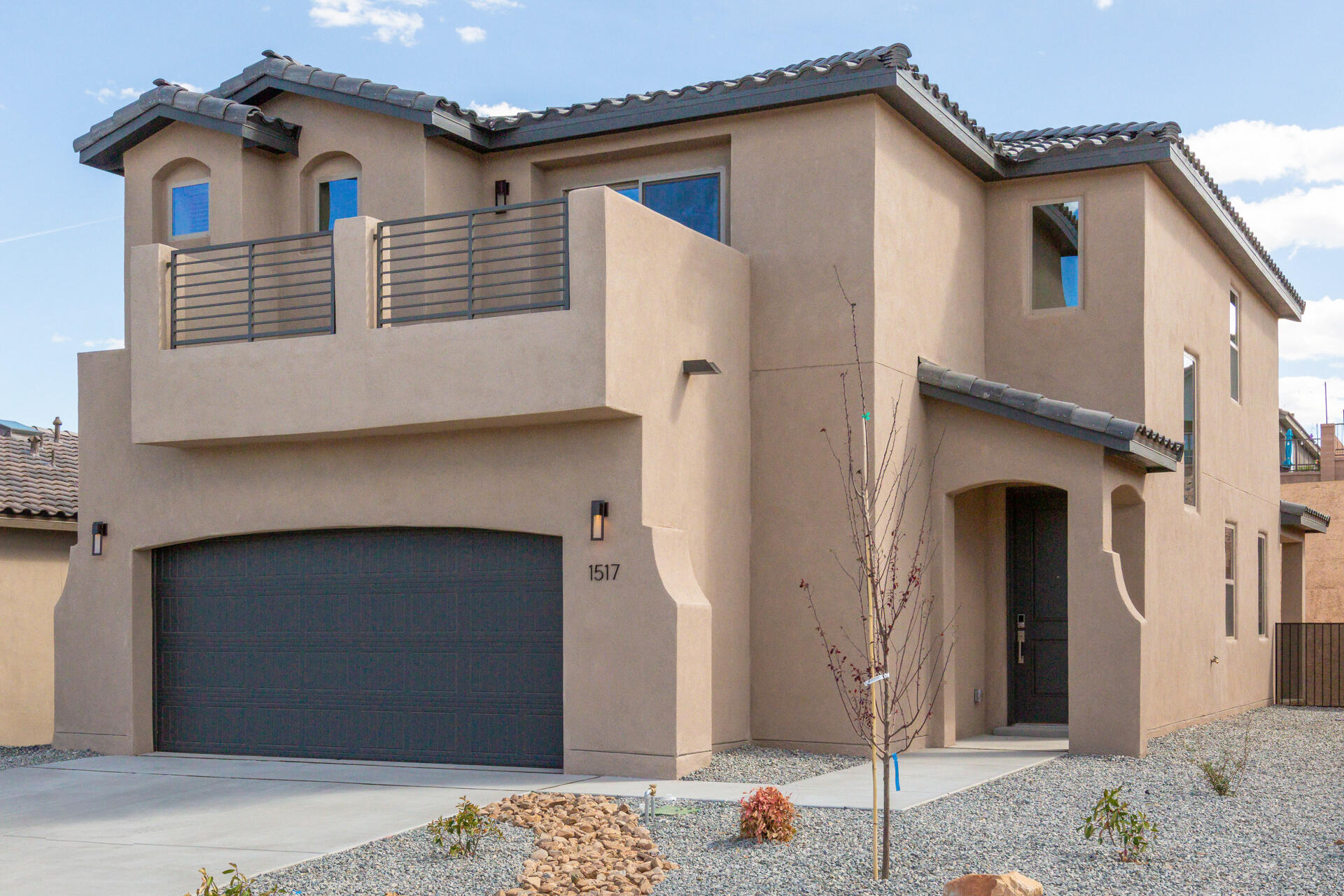 1517 Valle De Colores Street NW — photo