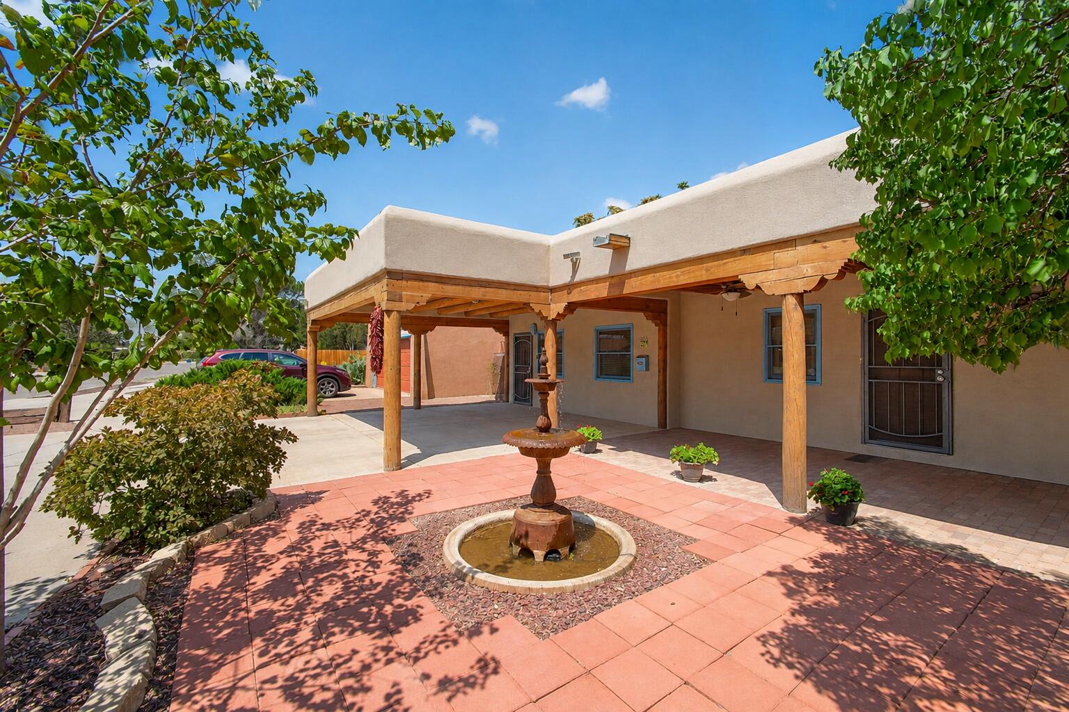 1207 Claire Court NW — photo