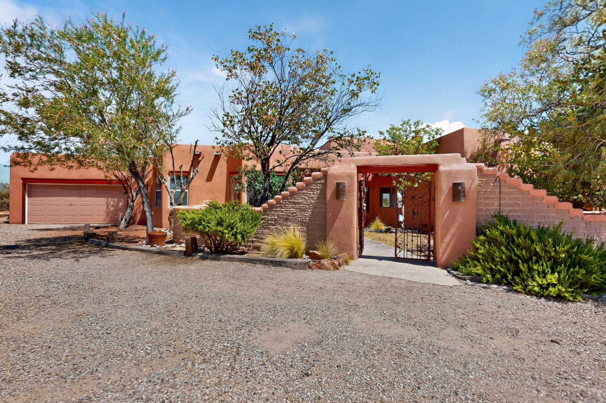 105 Keira Court — photo