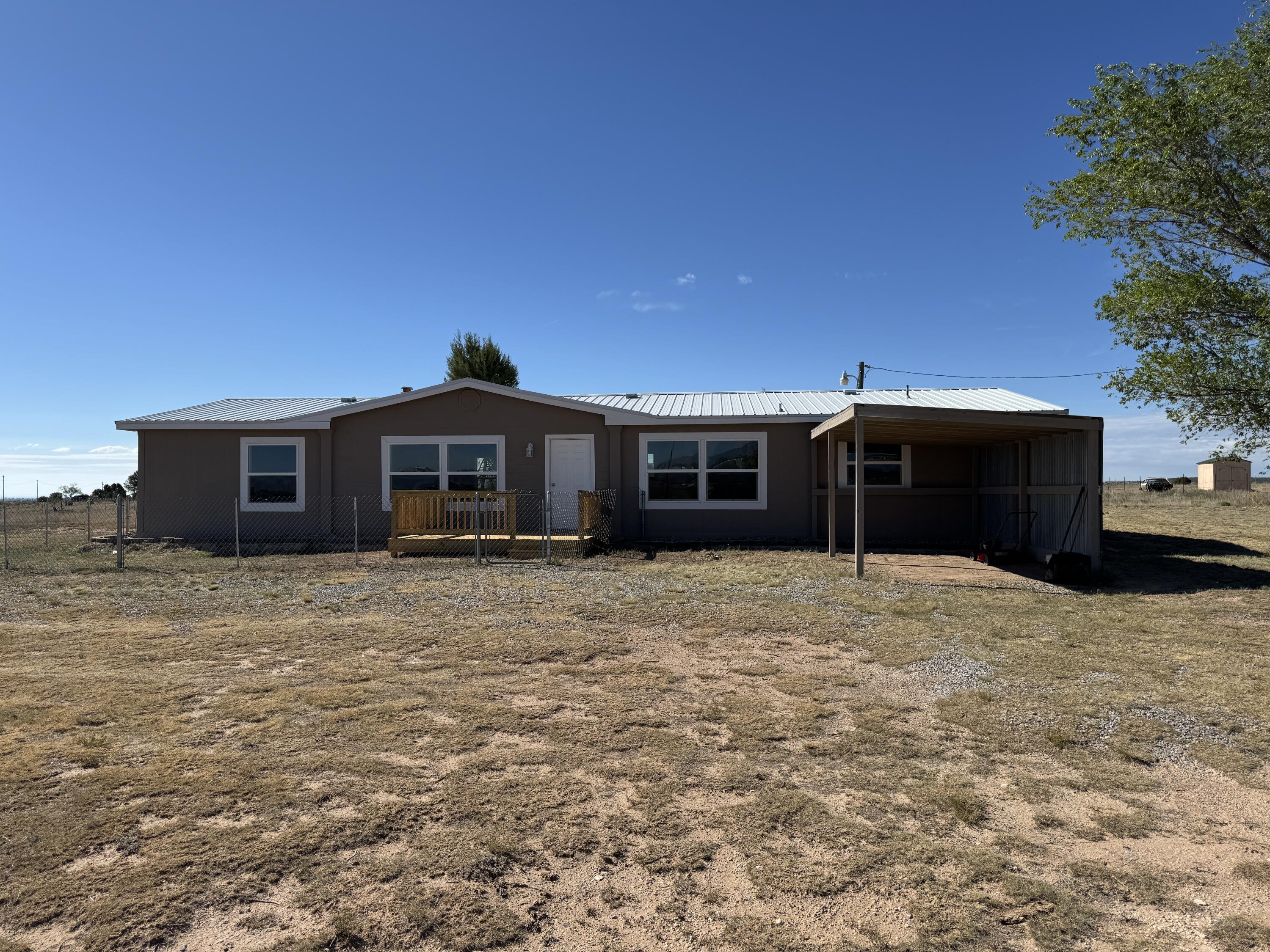 21 Chavez Road — photo