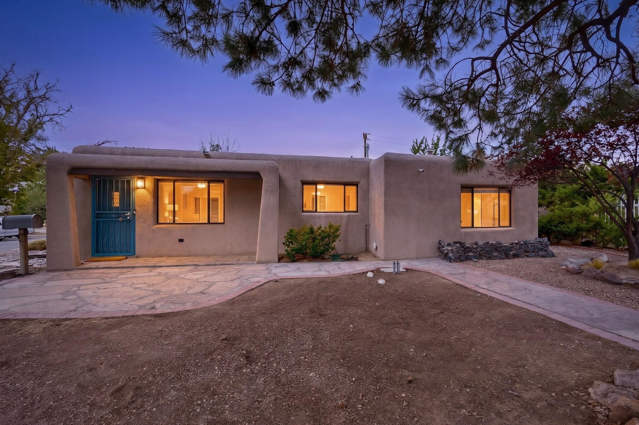 1601 Hendola Drive NE — photo