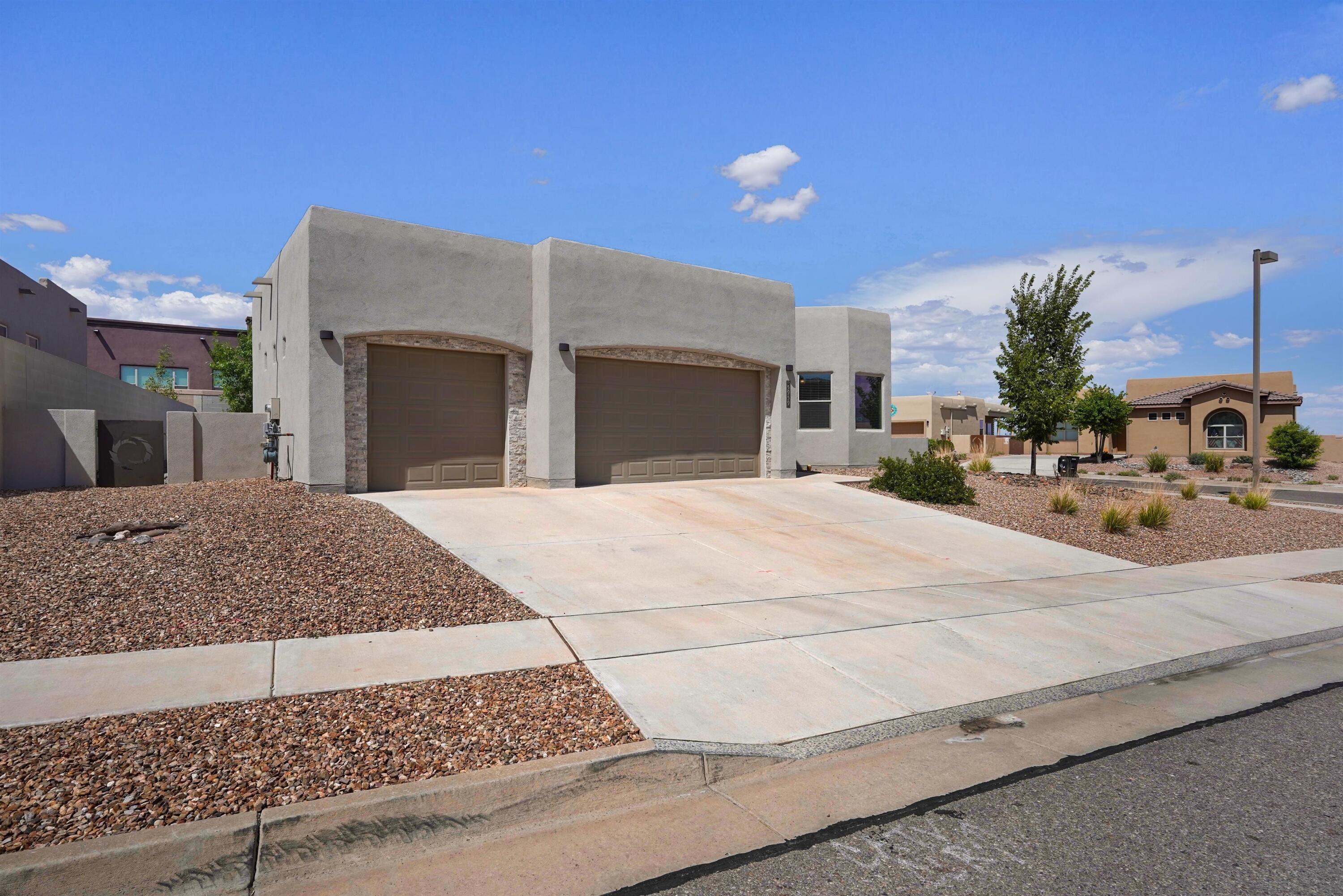5959 Redondo Sierra Vista NE — photo