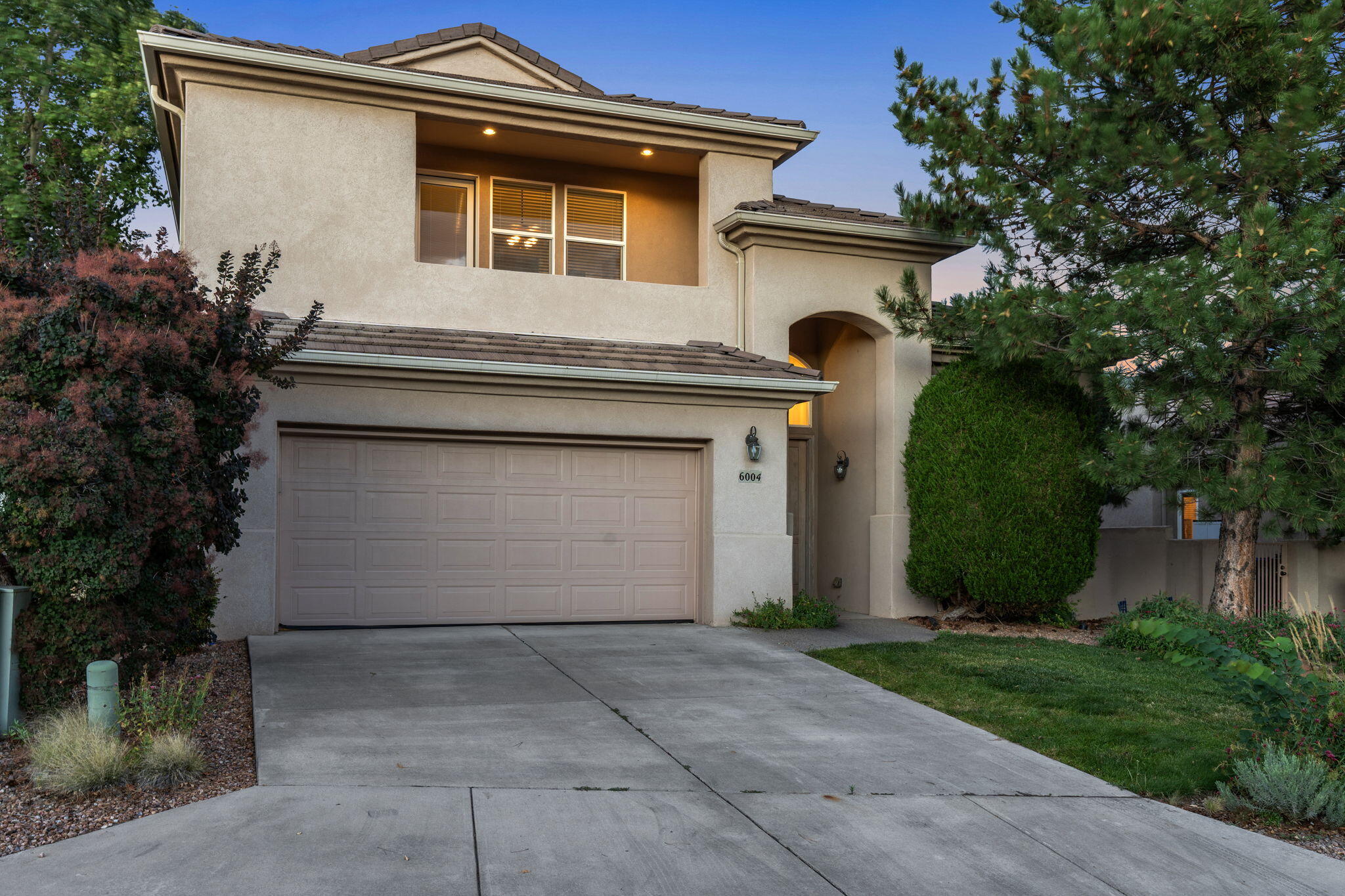 6004 Wildflower Trail NE — photo
