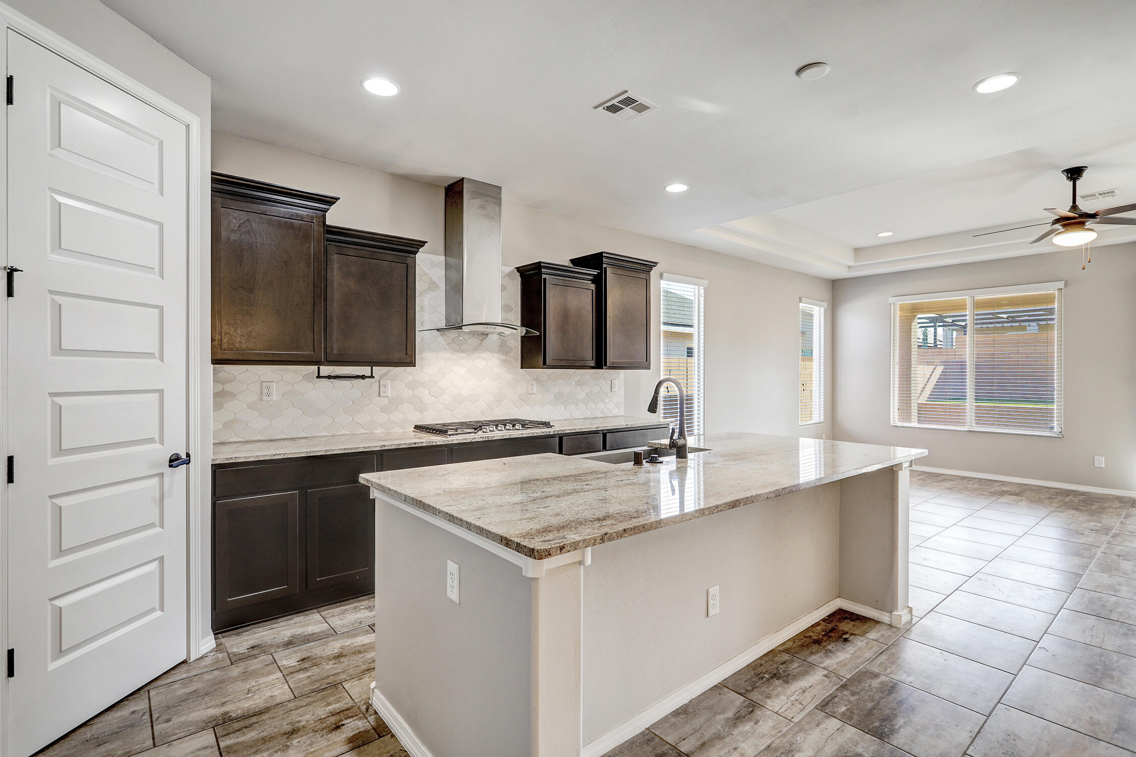 6403 Red Falcon Drive NE, Rio Rancho, NM 87144 — photo 3