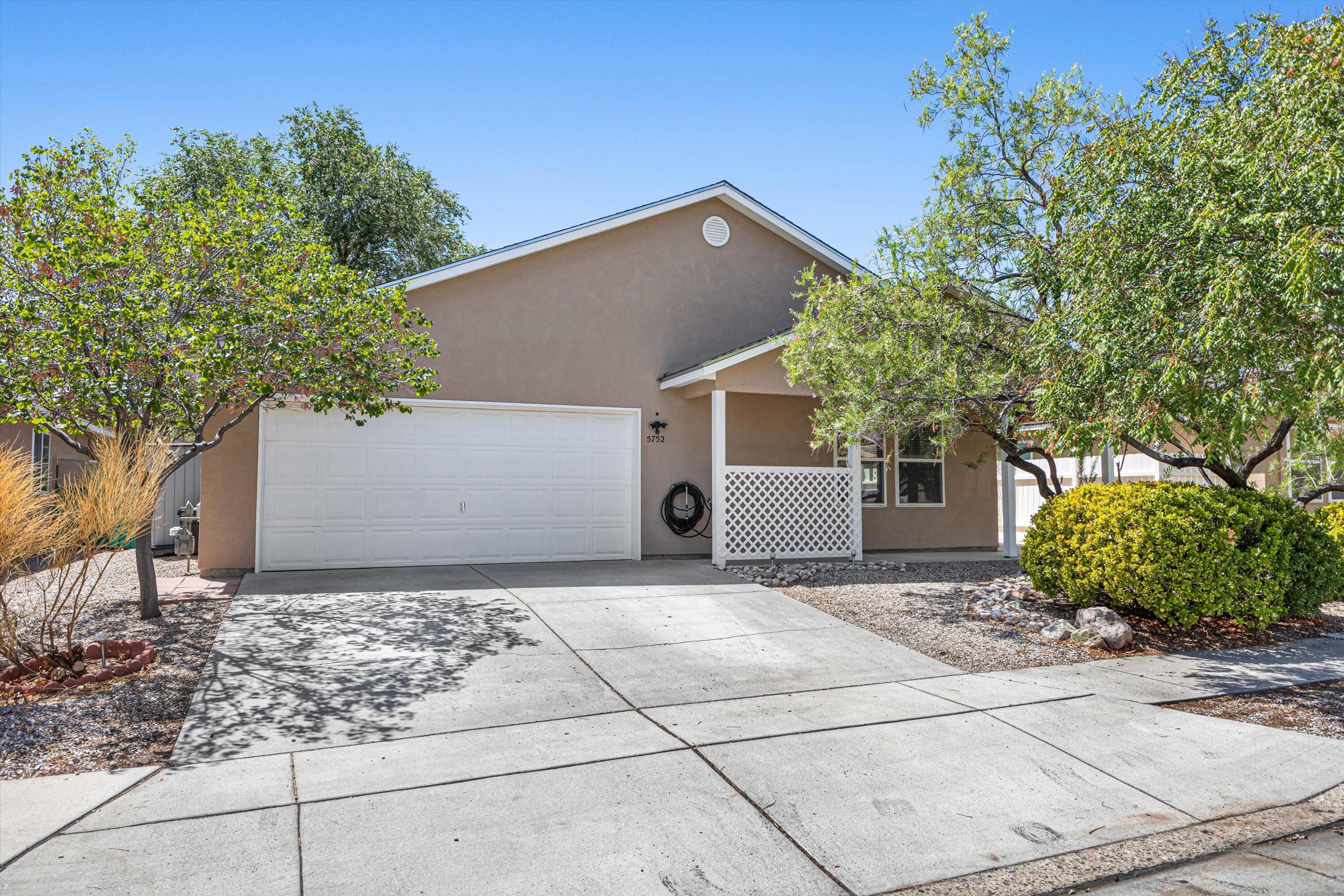 5752 Pinon Flats Road NW — photo