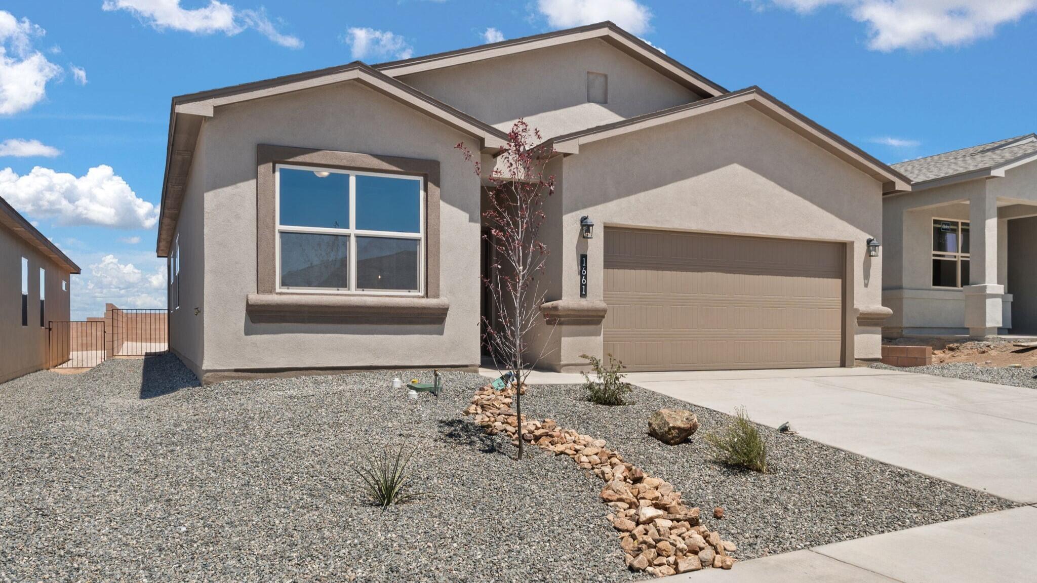 2516 Talisker Loop NE — photo