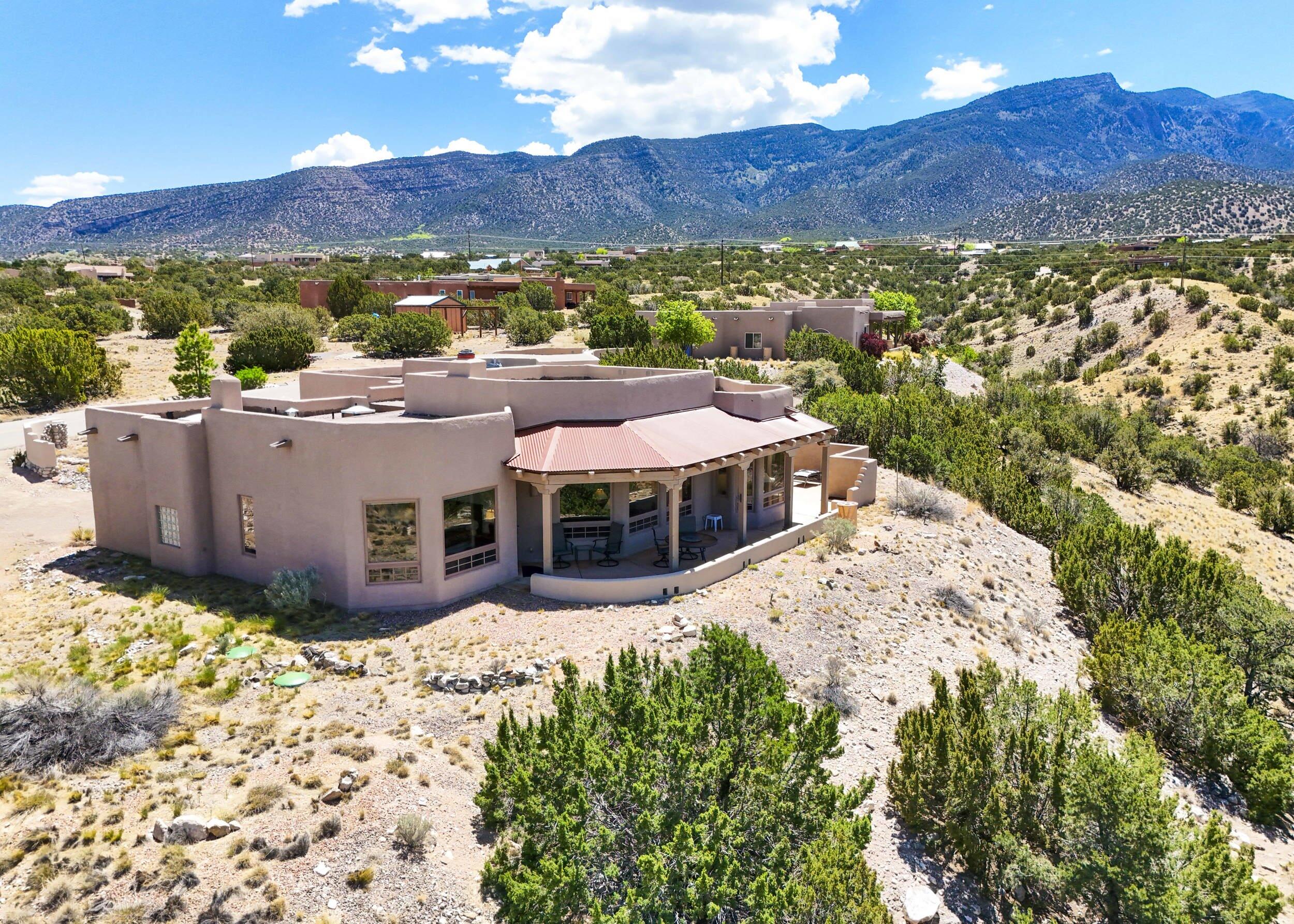 10 Pinon Ridge Drive — photo