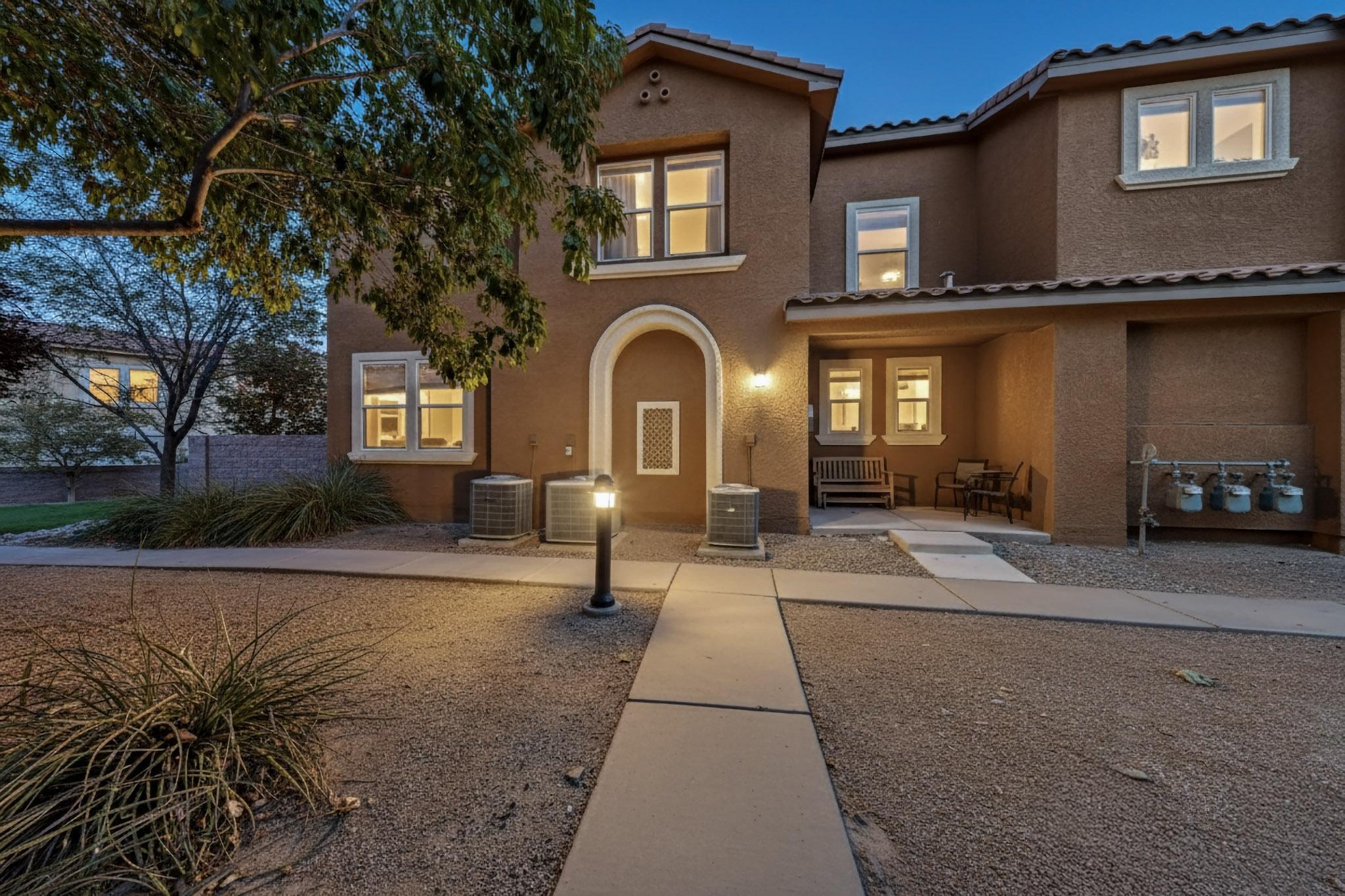 601 Menaul Boulevard NE Unit 1404 — photo