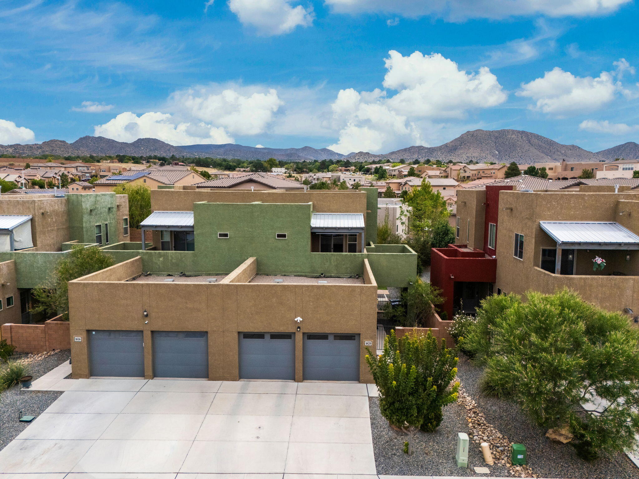1620 Gulfstream Drive SE — photo