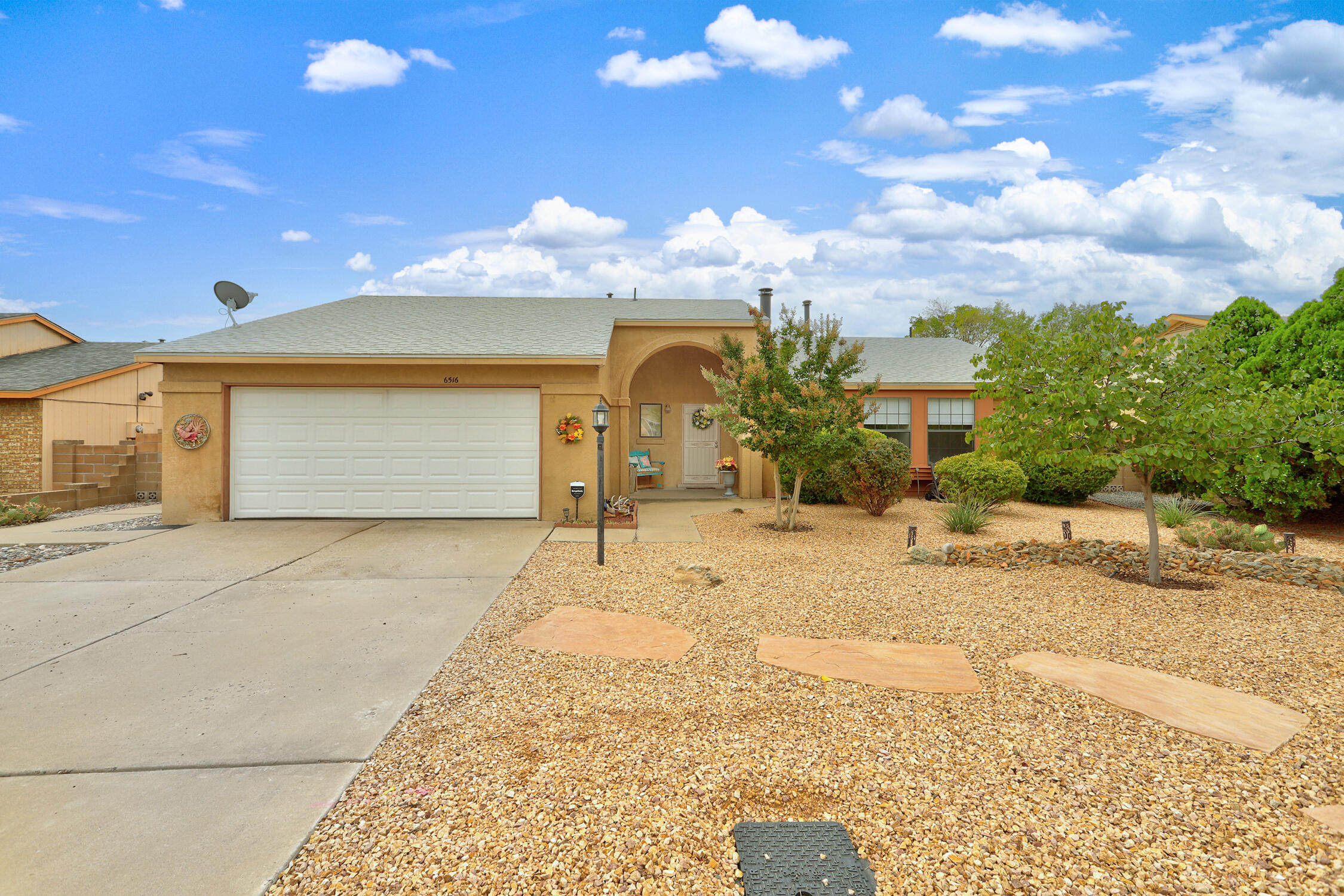 6516 Quail Run Road NE — photo