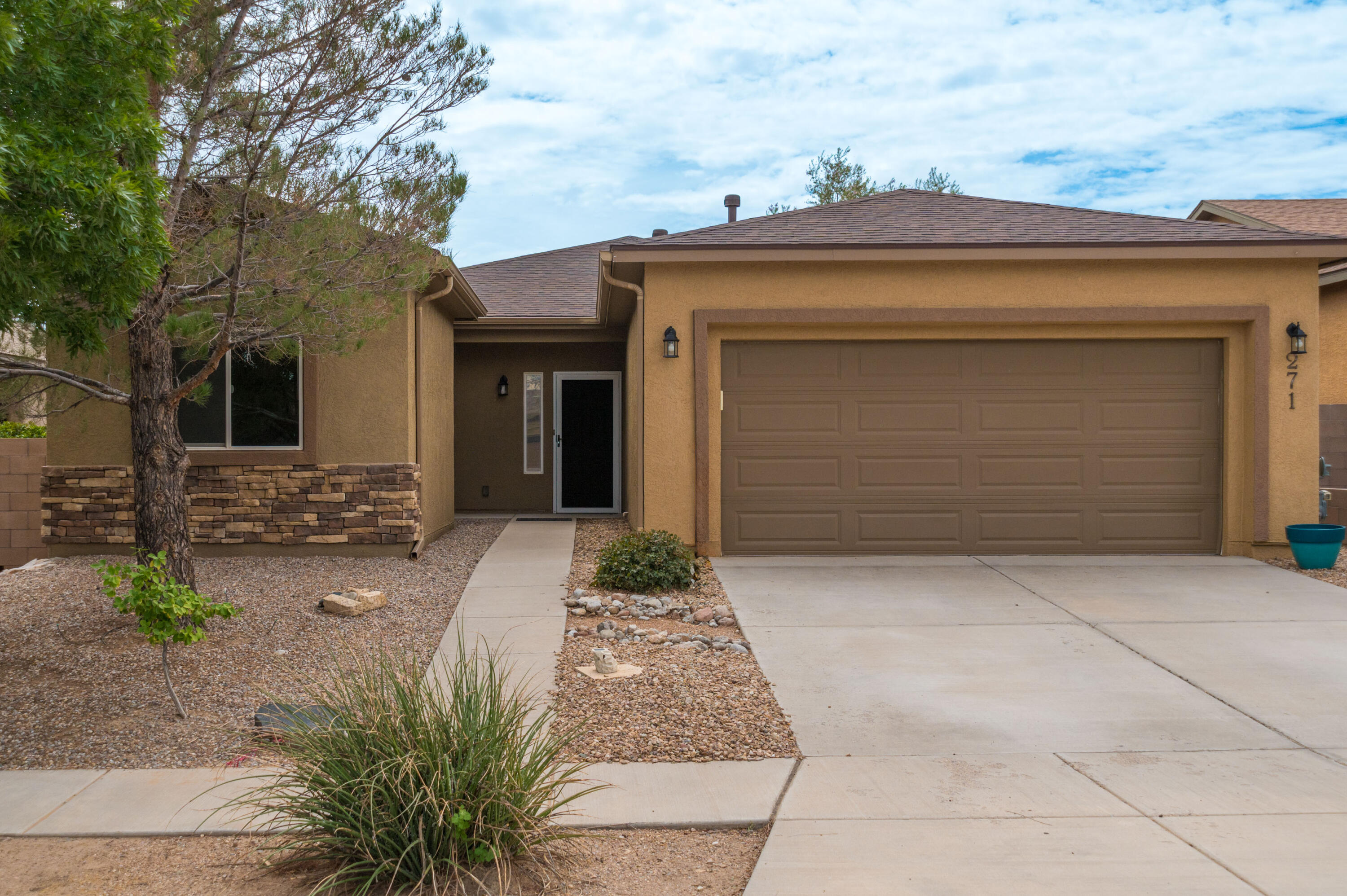 271 Zuni River Circle SW — photo