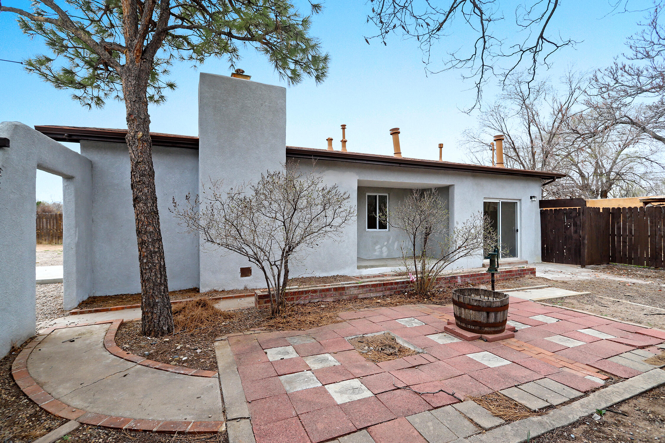 1008 Paz Del Valle Court NW — photo
