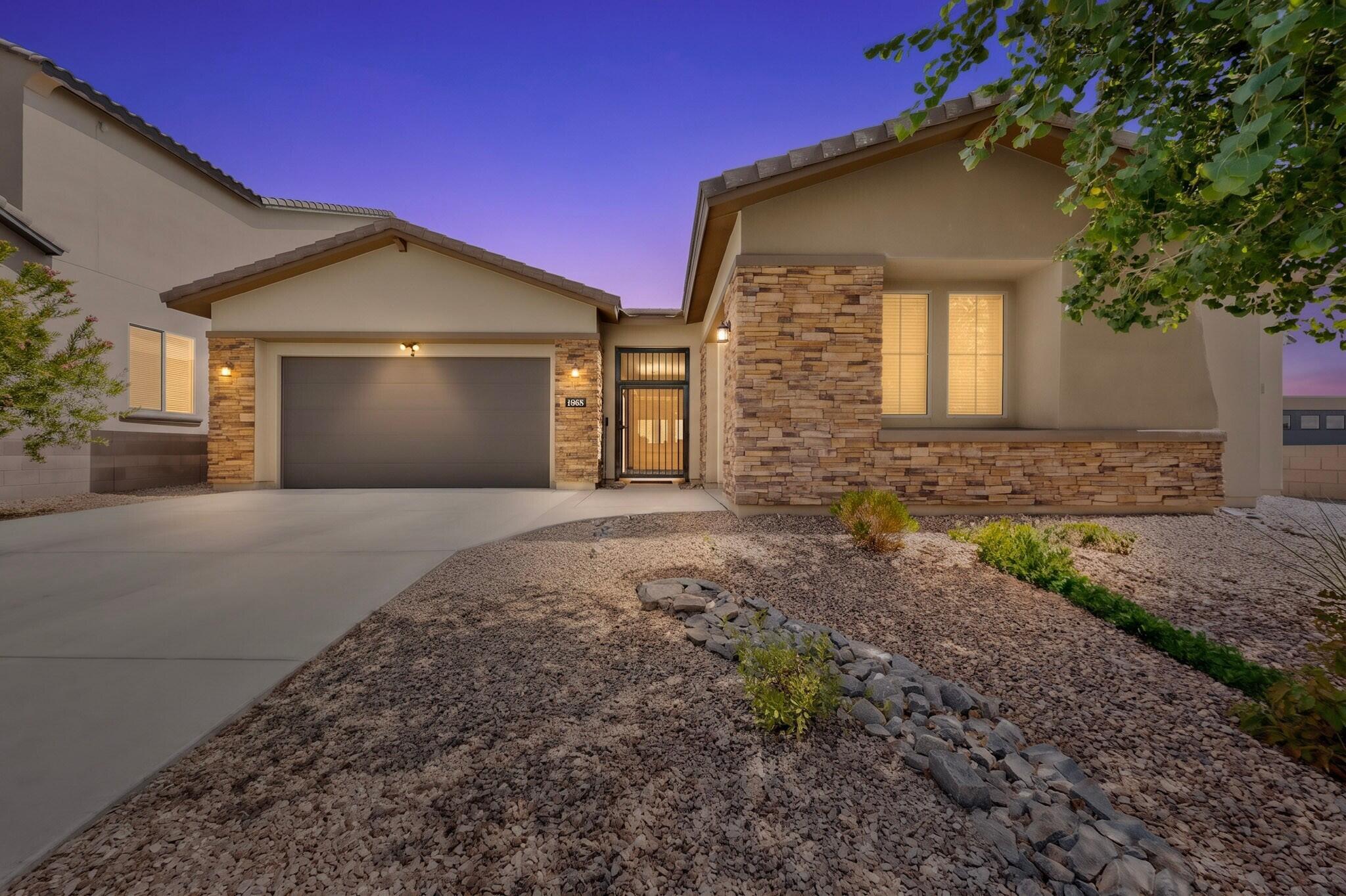 1604 Deer Valley Trail NW — photo